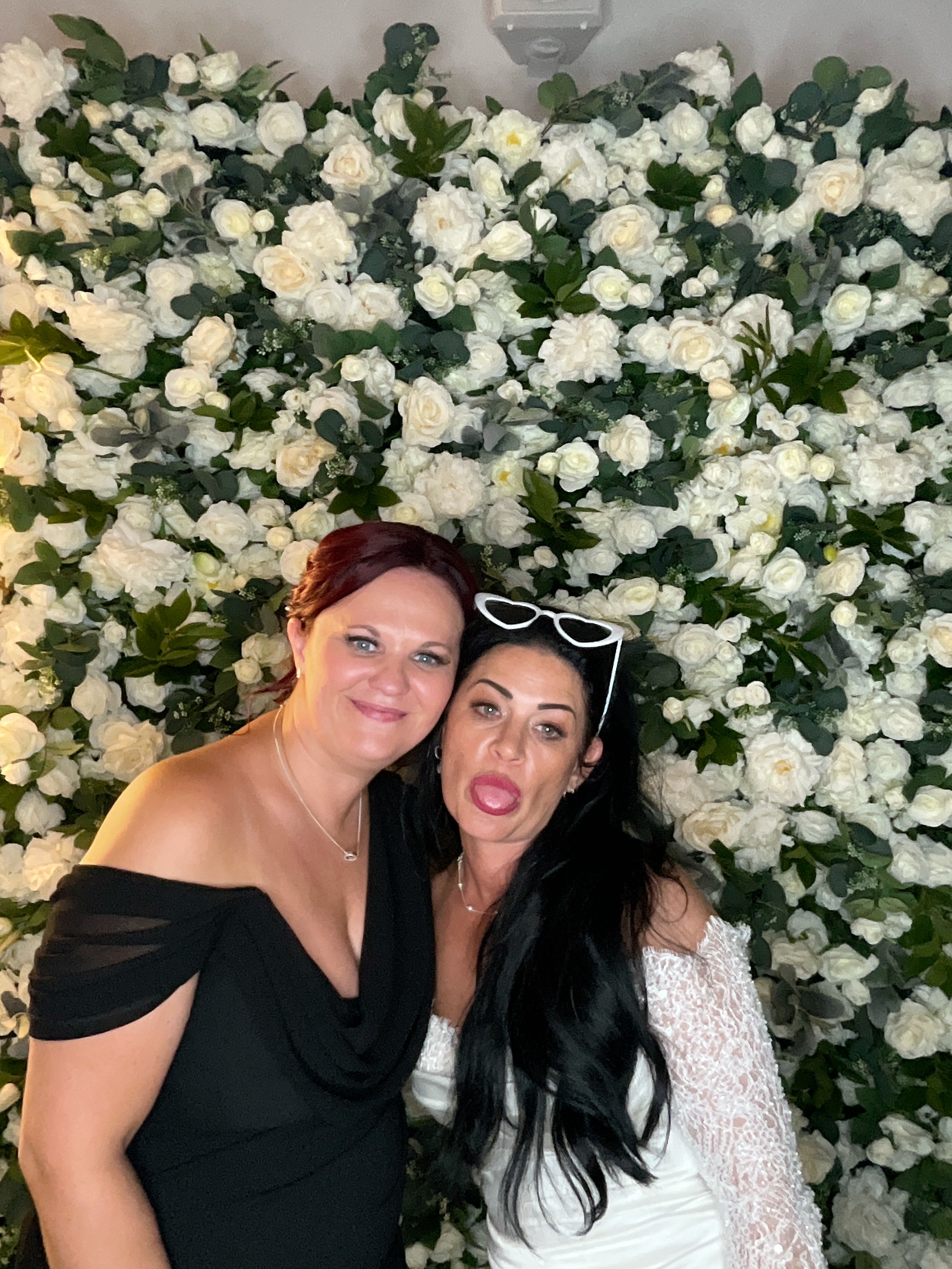 Mr & Mrs White  | View more photos from the event at gallery.magicimages.uk/u/MagicImages/Mr-Mrs-White