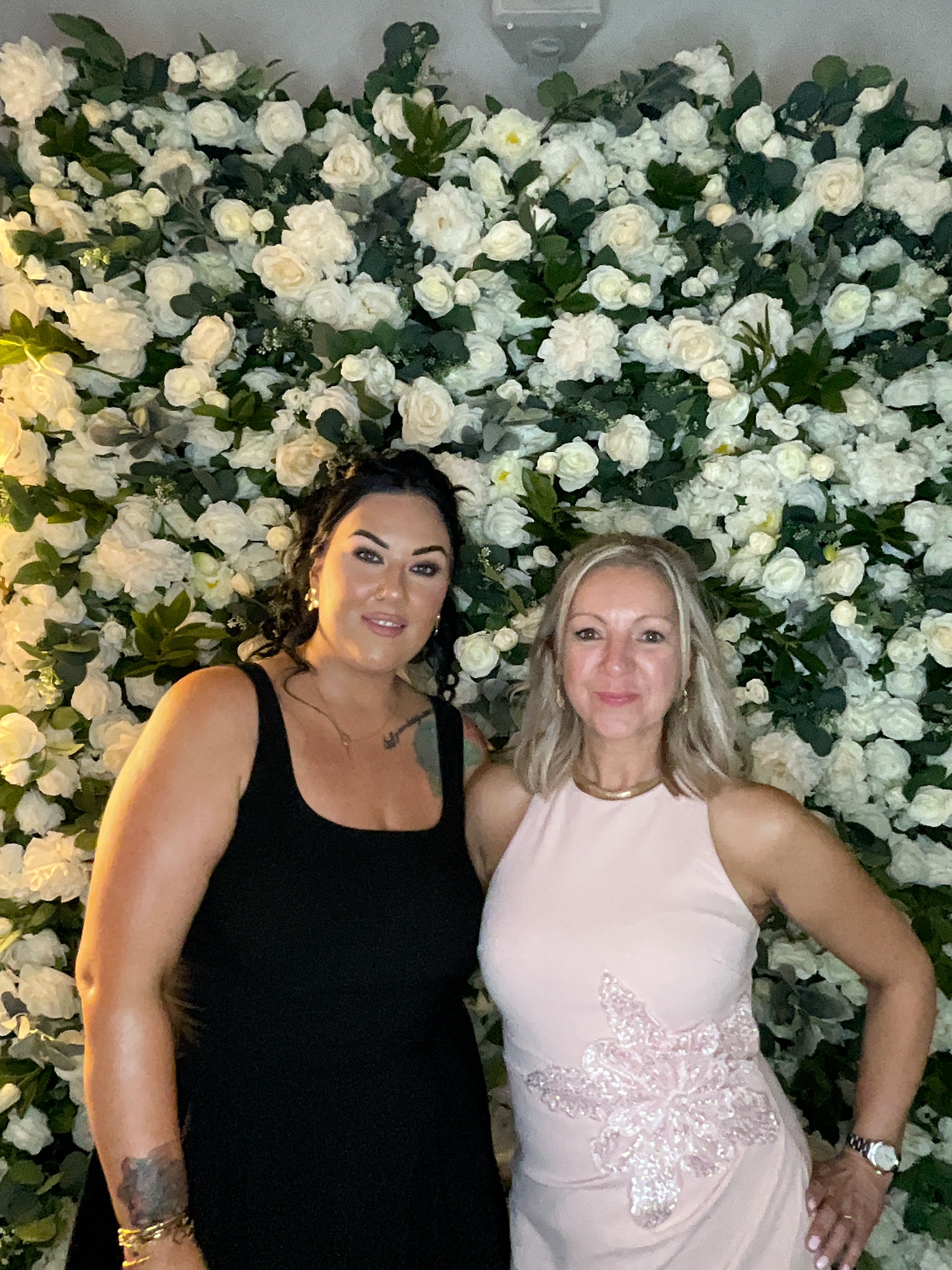 Mr & Mrs White  | View more photos from the event at gallery.magicimages.uk/u/MagicImages/Mr-Mrs-White