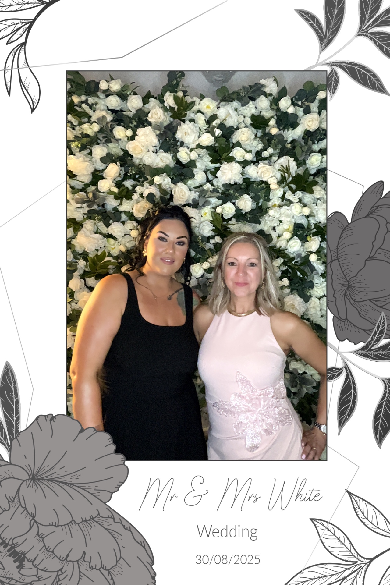 Mr & Mrs White  | View more photos from the event at gallery.magicimages.uk/u/MagicImages/Mr-Mrs-White