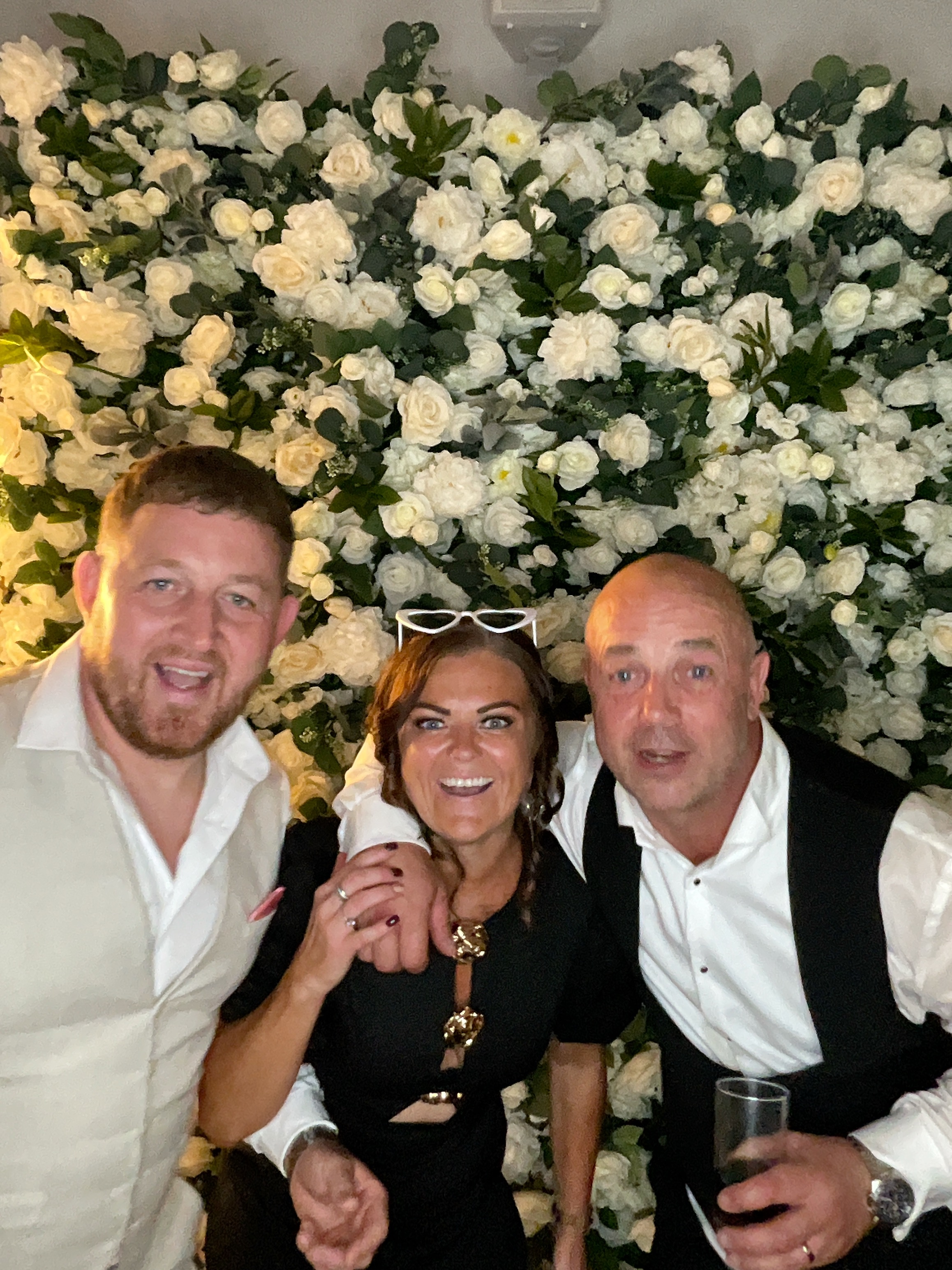 Mr & Mrs White  | View more photos from the event at gallery.magicimages.uk/u/MagicImages/Mr-Mrs-White