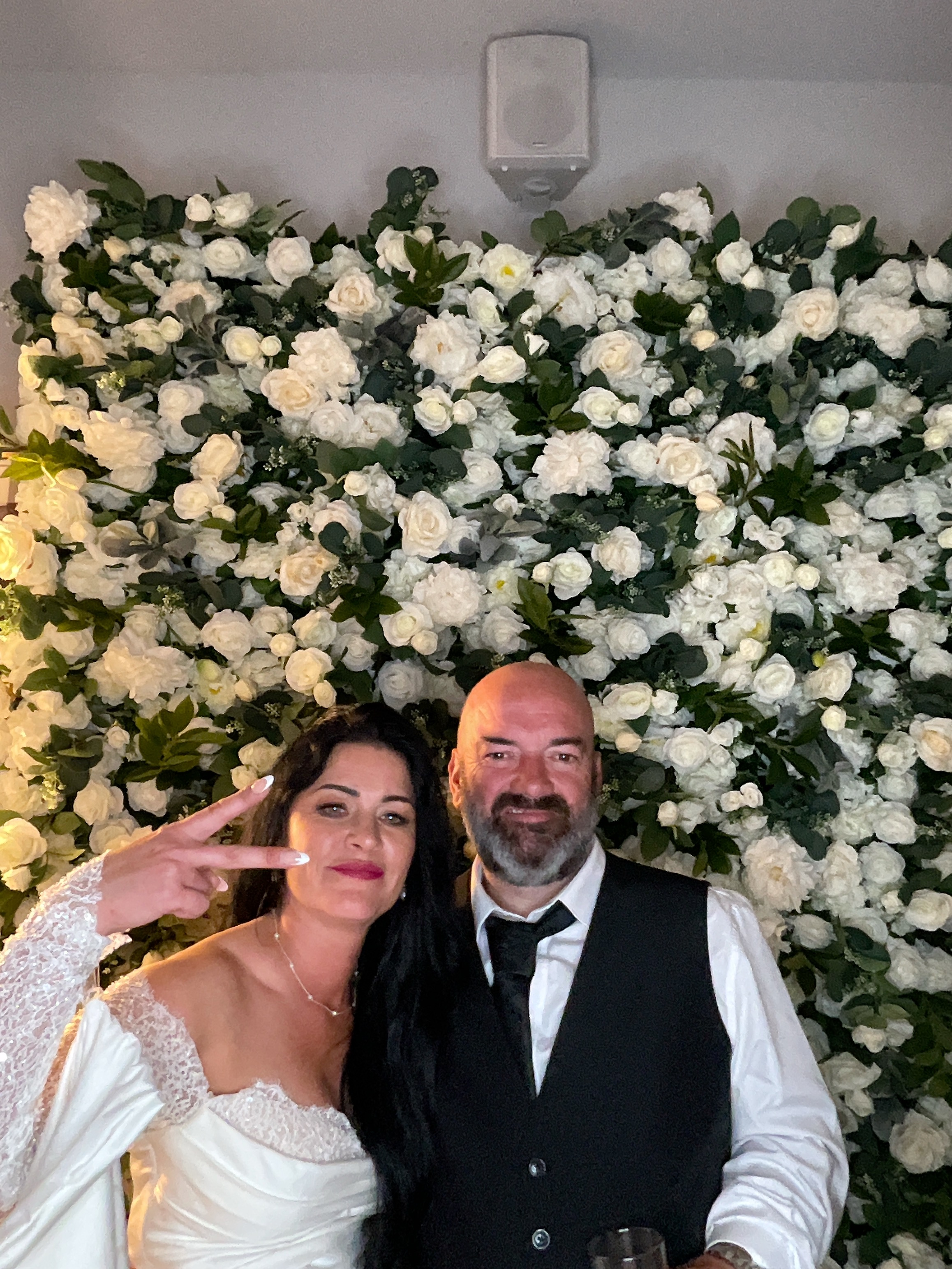 Mr & Mrs White  | View more photos from the event at gallery.magicimages.uk/u/MagicImages/Mr-Mrs-White