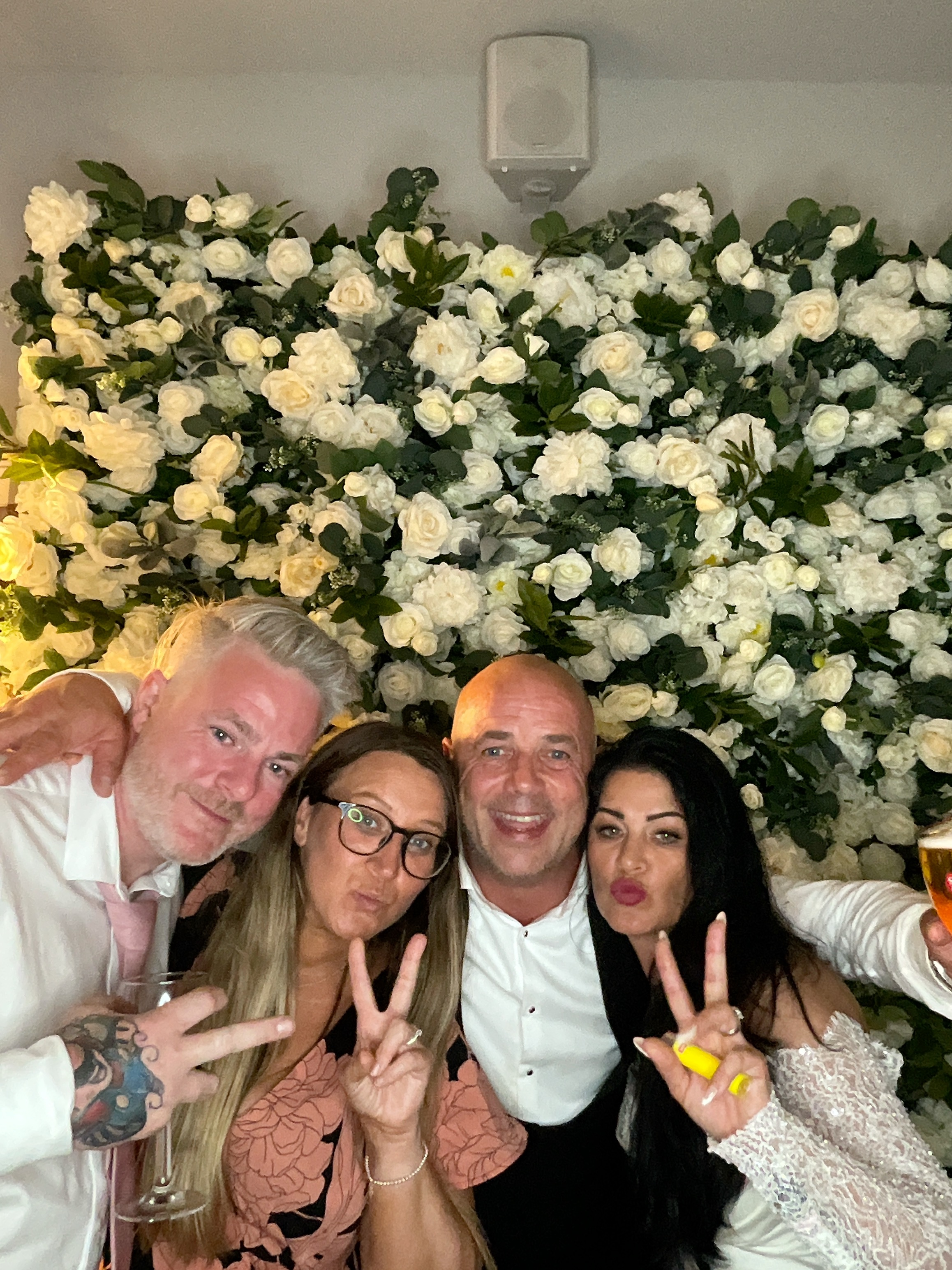 Mr & Mrs White  | View more photos from the event at gallery.magicimages.uk/u/MagicImages/Mr-Mrs-White