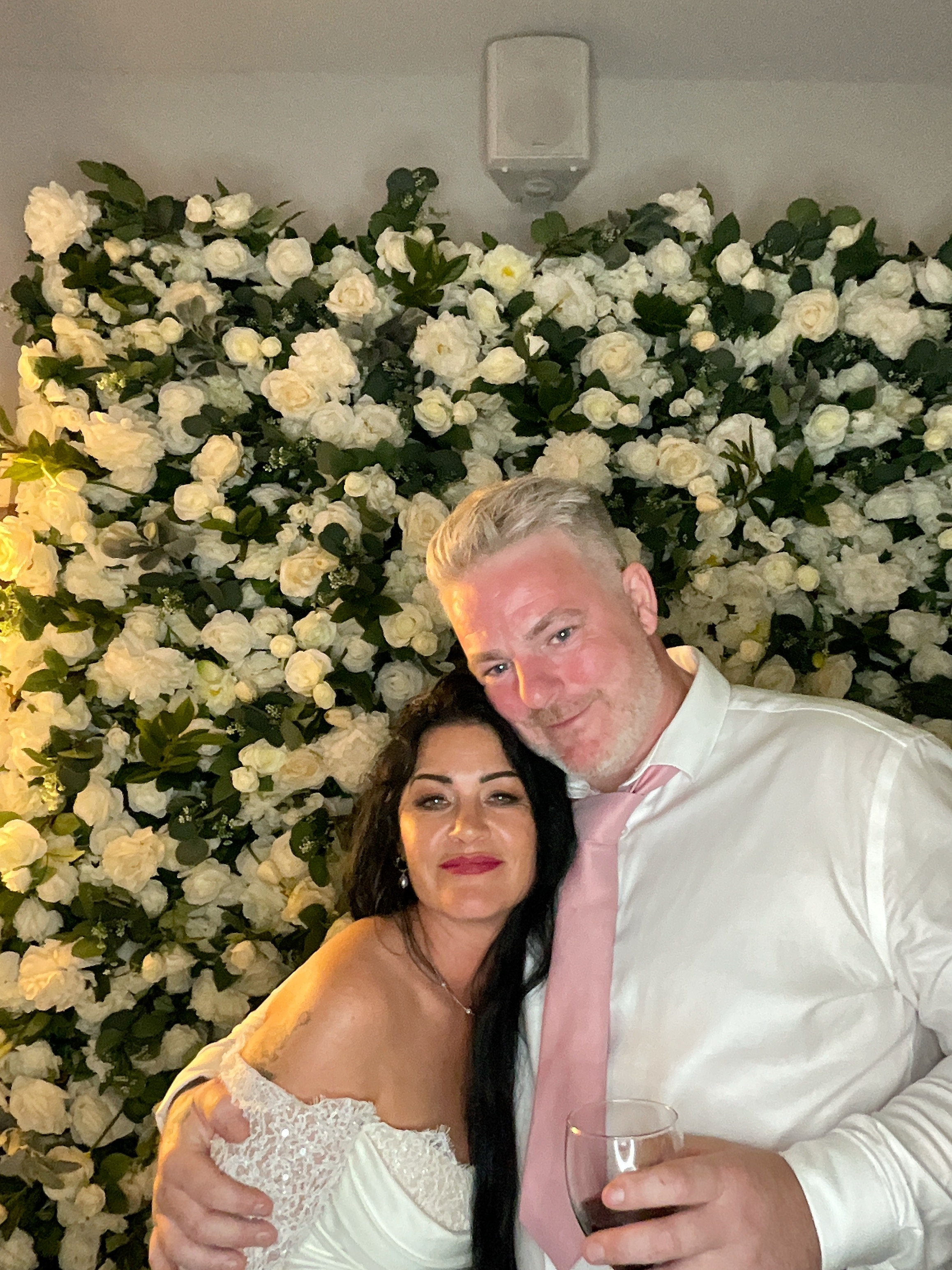 Mr & Mrs White  | View more photos from the event at gallery.magicimages.uk/u/MagicImages/Mr-Mrs-White