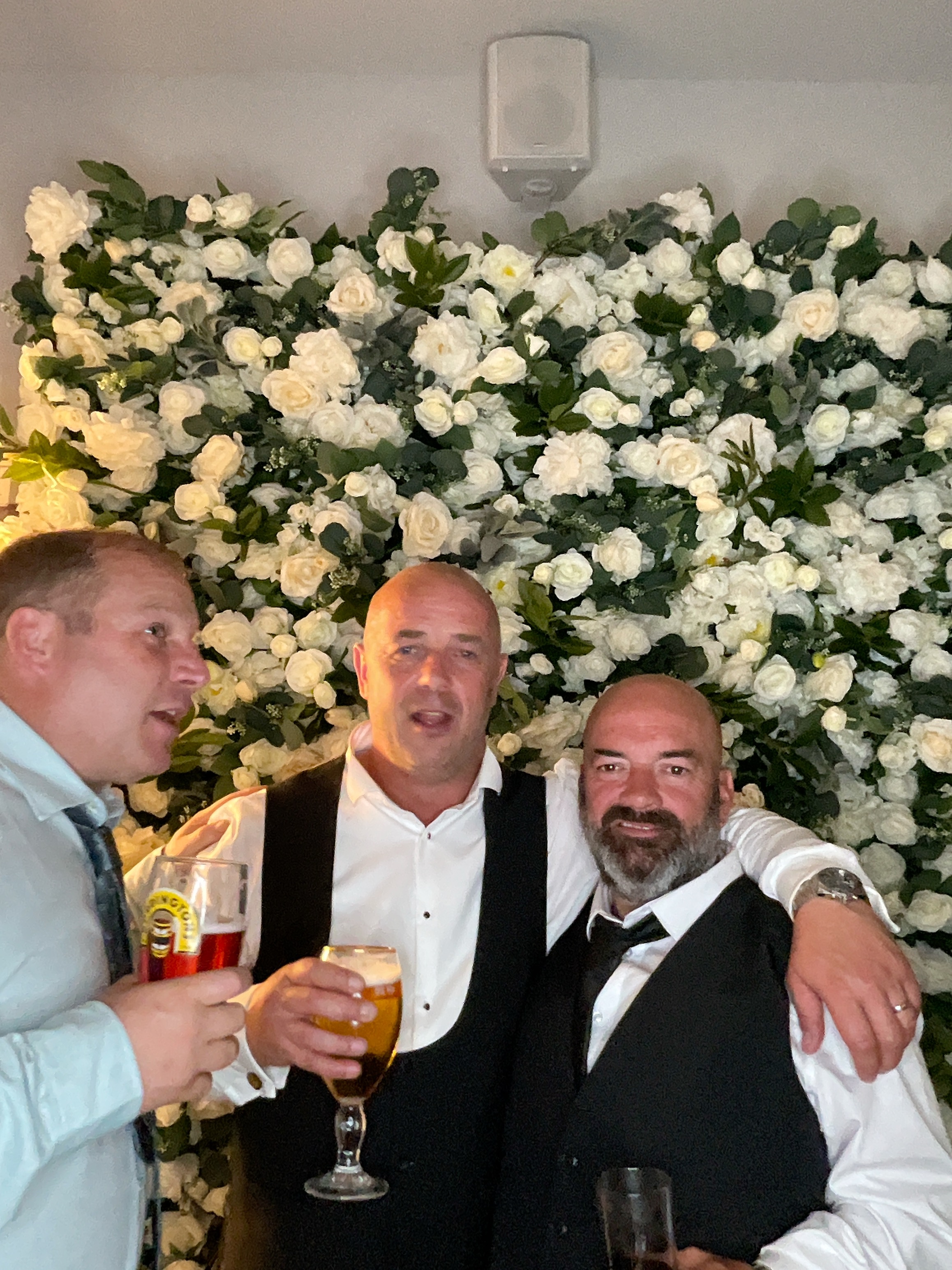 Mr & Mrs White  | View more photos from the event at gallery.magicimages.uk/u/MagicImages/Mr-Mrs-White