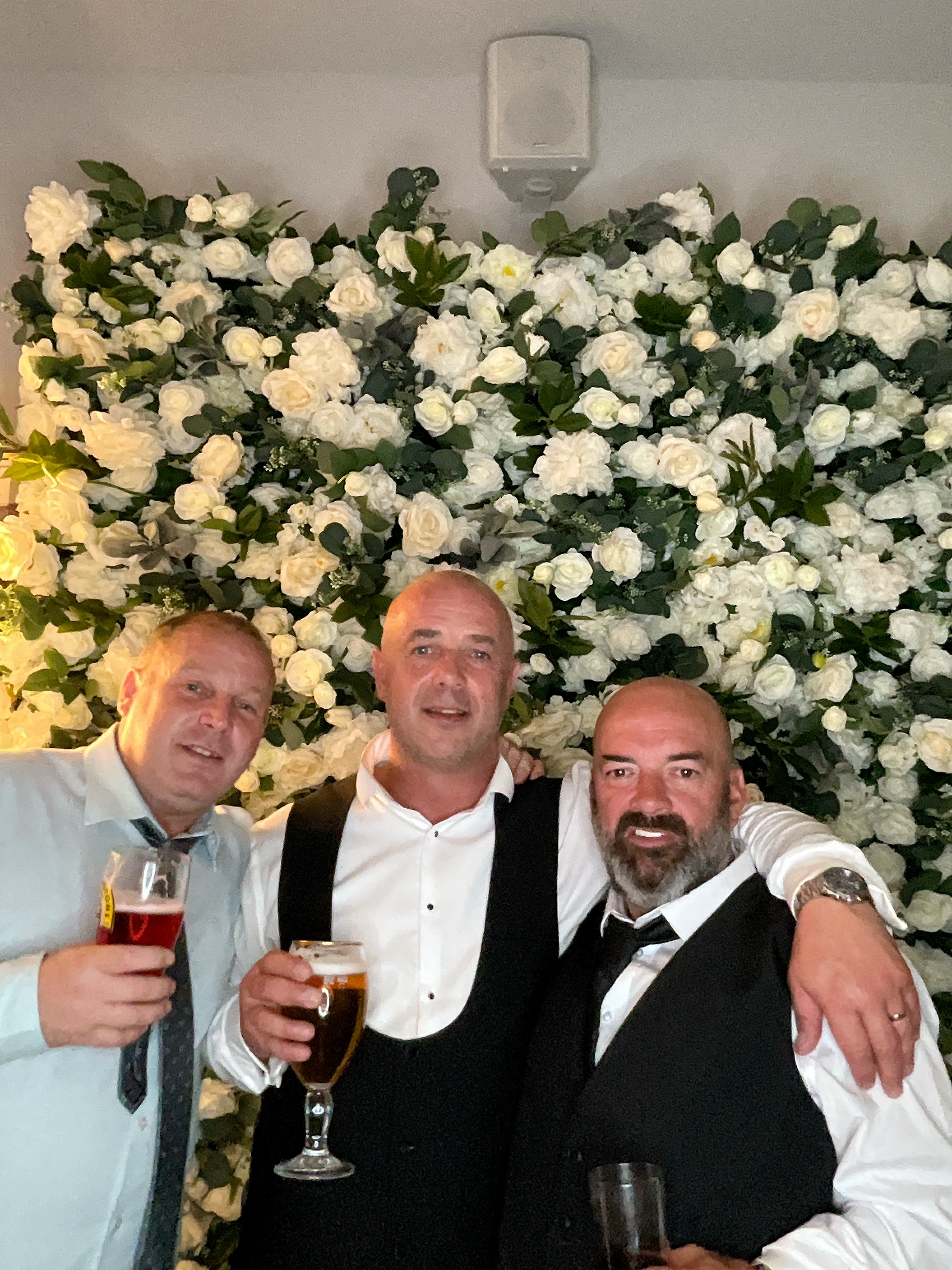 Mr & Mrs White  | View more photos from the event at gallery.magicimages.uk/u/MagicImages/Mr-Mrs-White