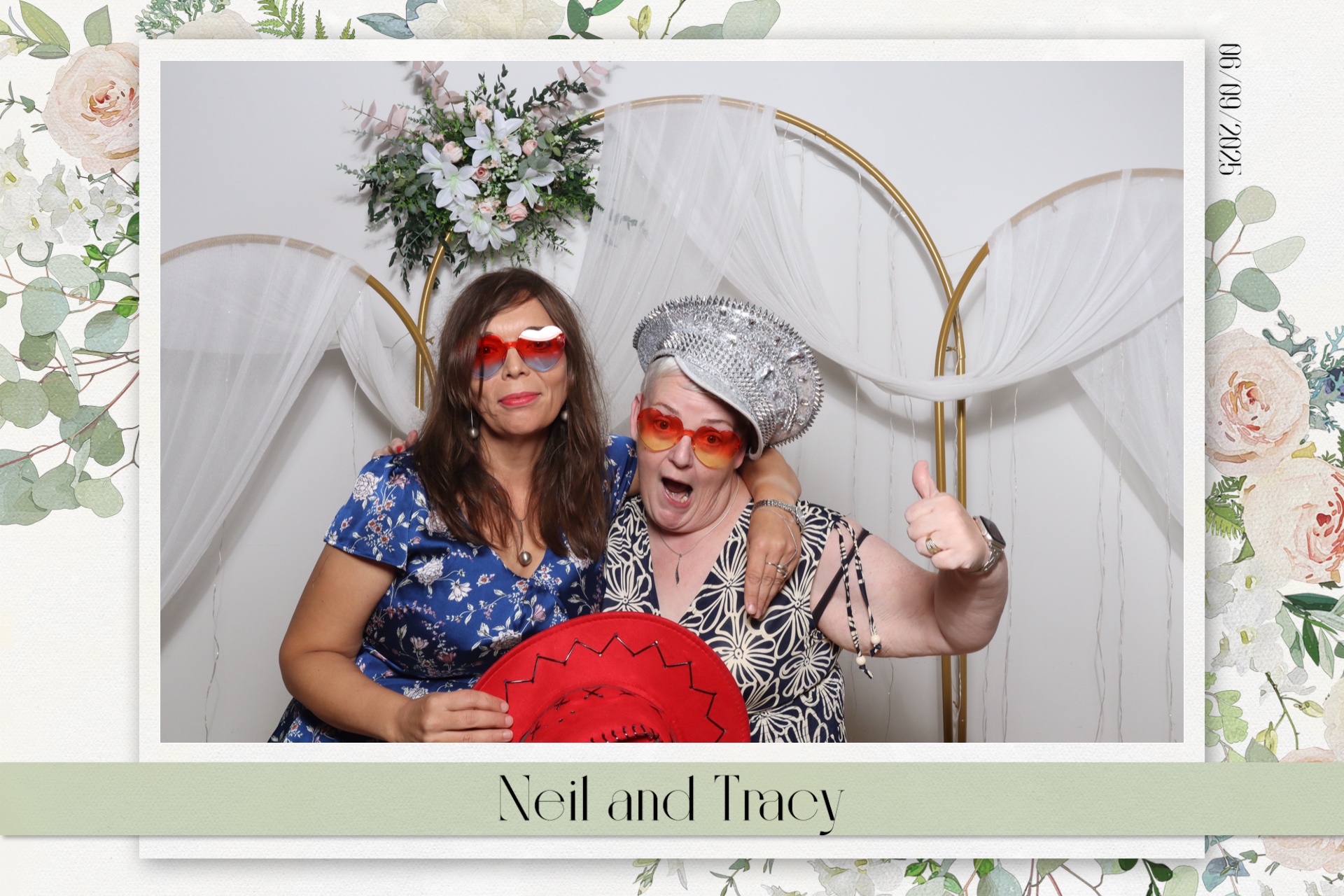 Neil & Tracy  | View more photos from the event at gallery.magicimages.uk/u/MagicImages/Neil-Tracy