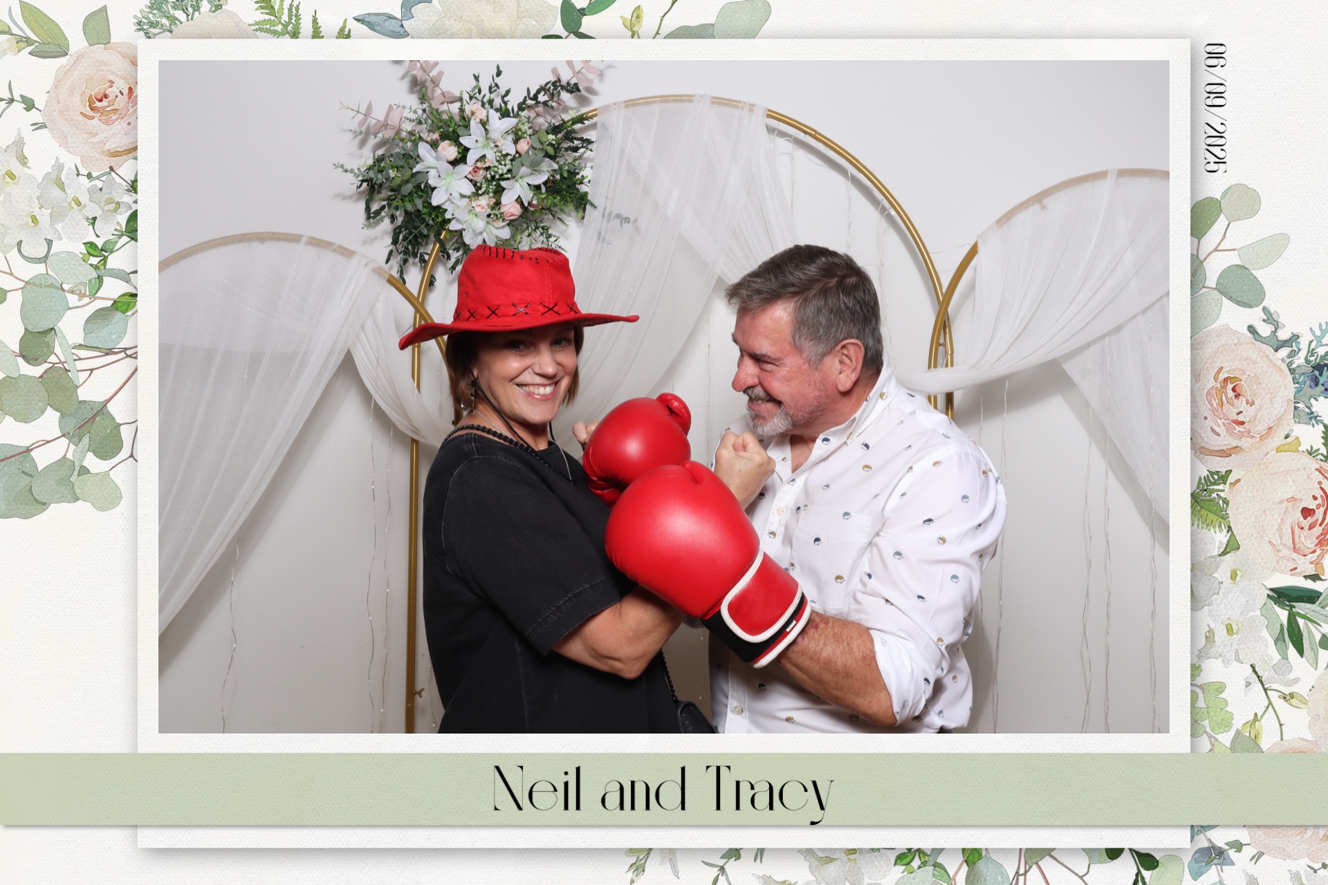 Neil & Tracy  | View more photos from the event at gallery.magicimages.uk/u/MagicImages/Neil-Tracy