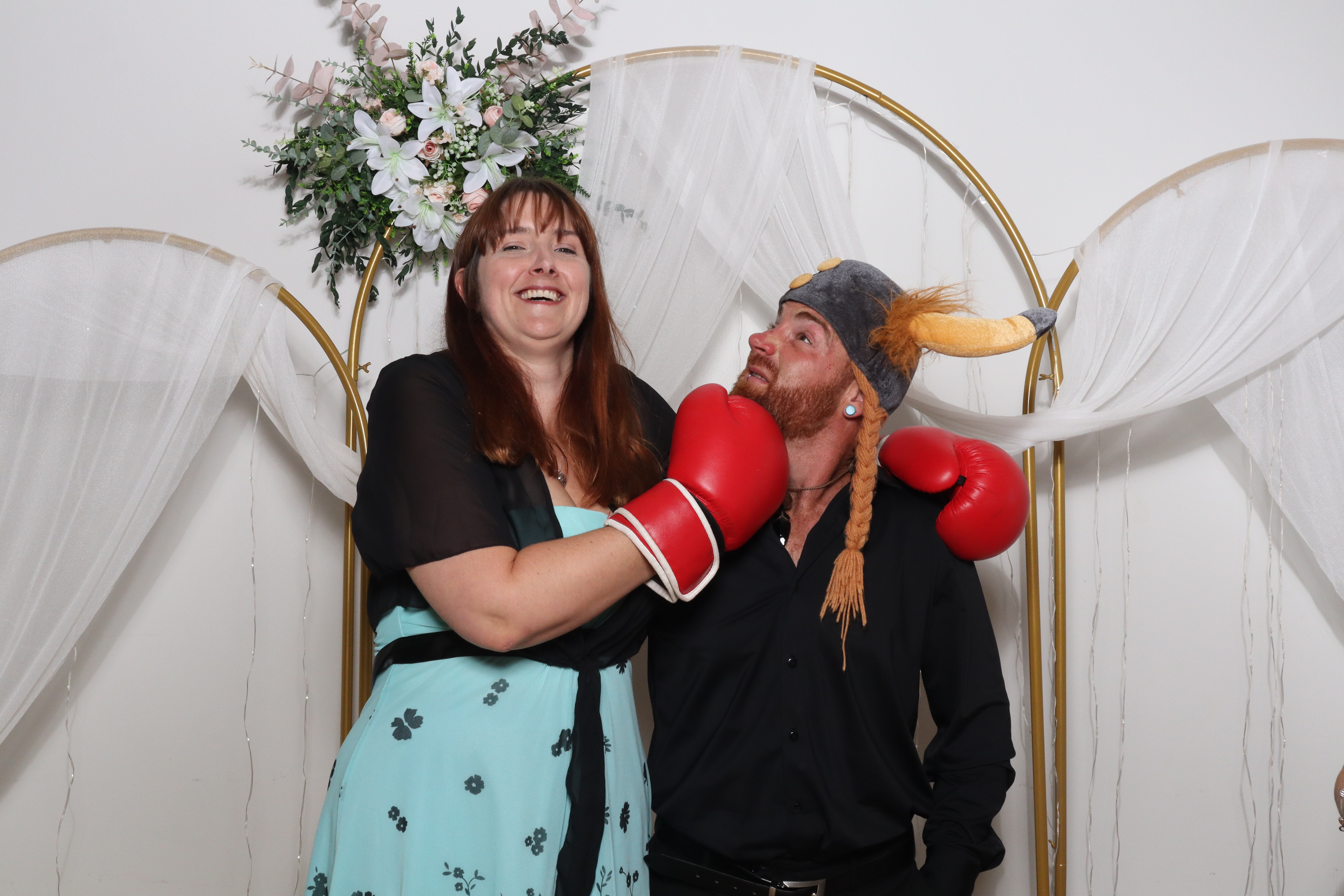 Neil & Tracy  | View more photos from the event at gallery.magicimages.uk/u/MagicImages/Neil-Tracy