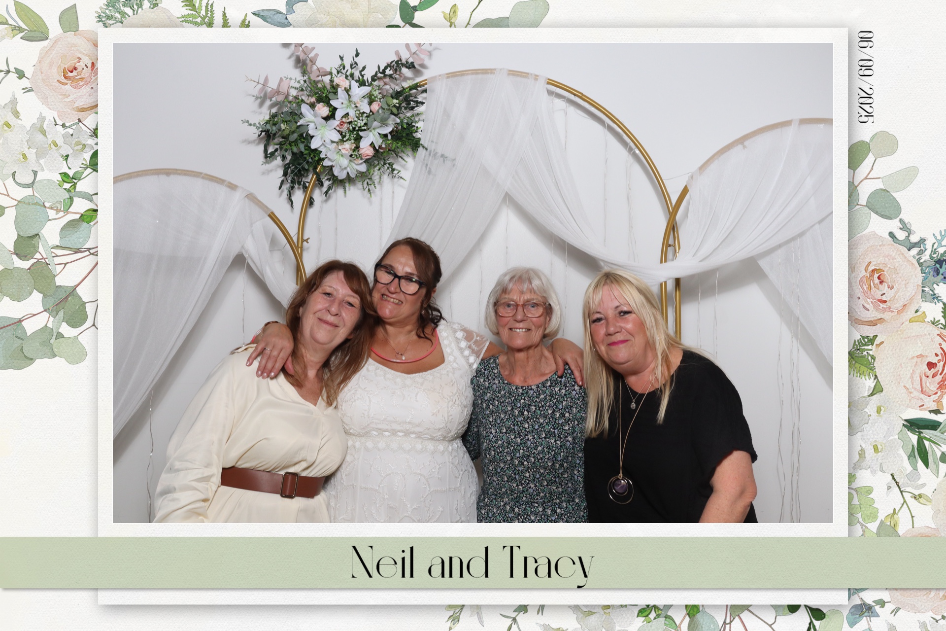 Neil & Tracy  | View more photos from the event at gallery.magicimages.uk/u/MagicImages/Neil-Tracy