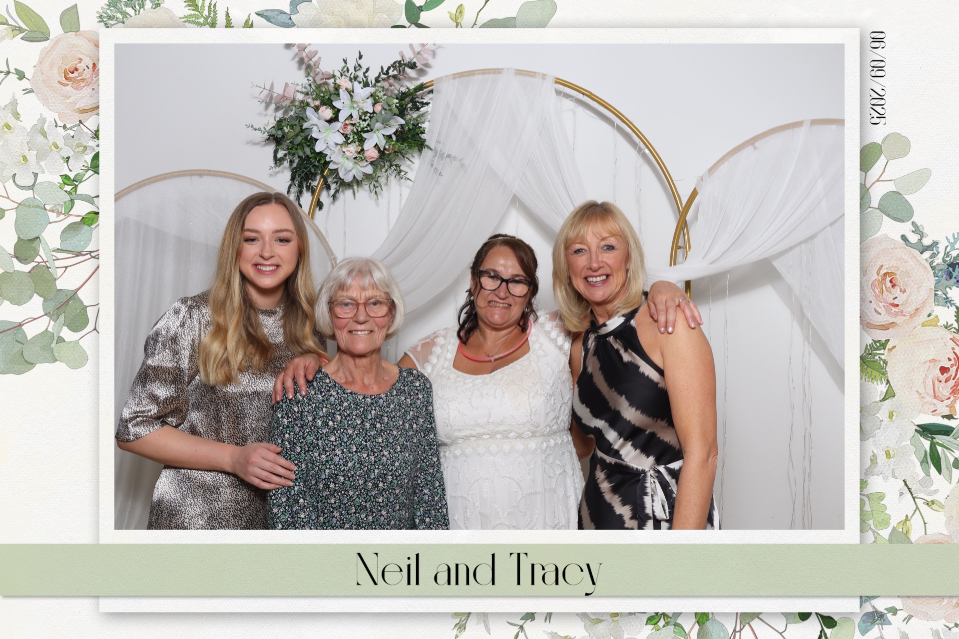 Neil & Tracy  | View more photos from the event at gallery.magicimages.uk/u/MagicImages/Neil-Tracy