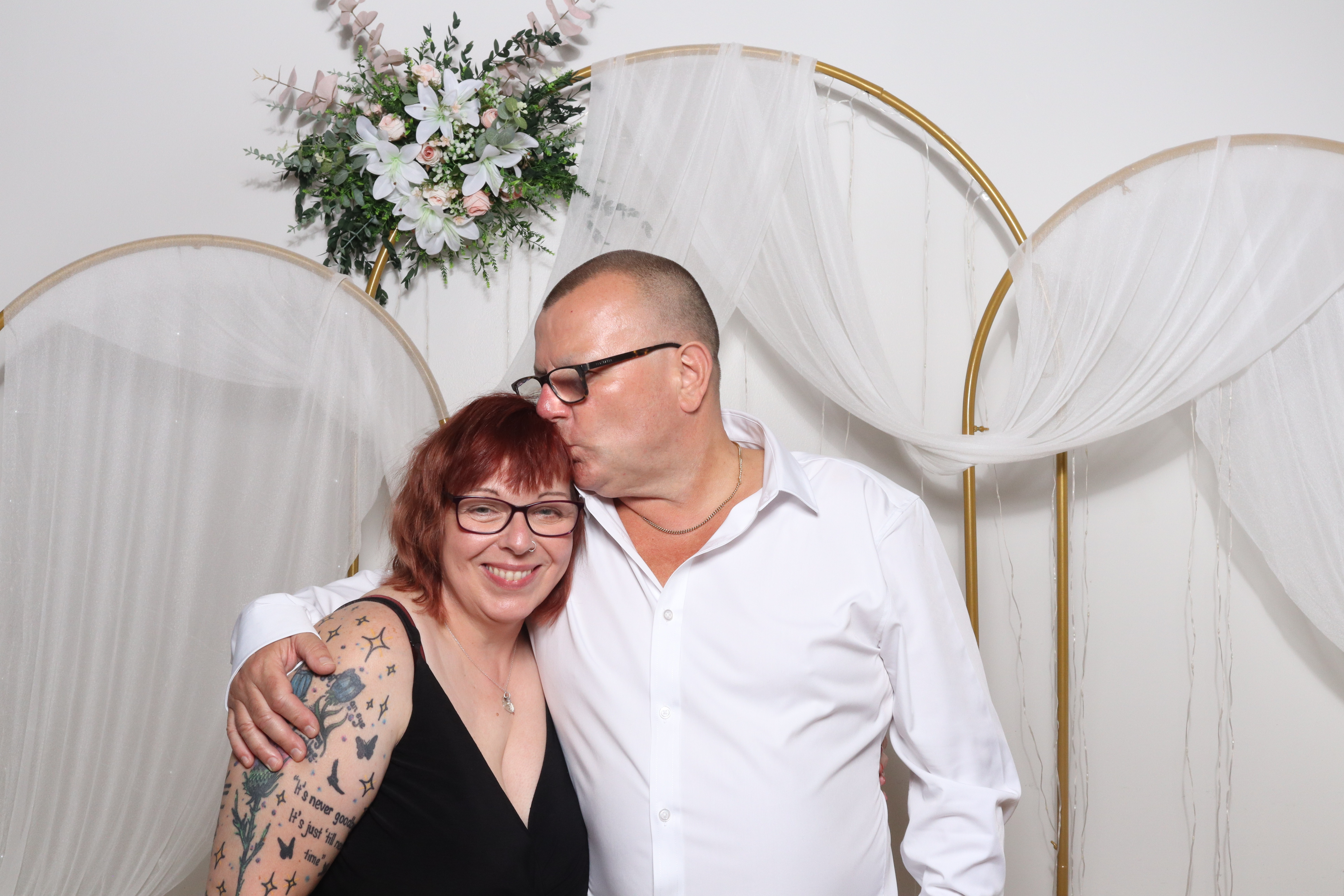 Neil & Tracy  | View more photos from the event at gallery.magicimages.uk/u/MagicImages/Neil-Tracy