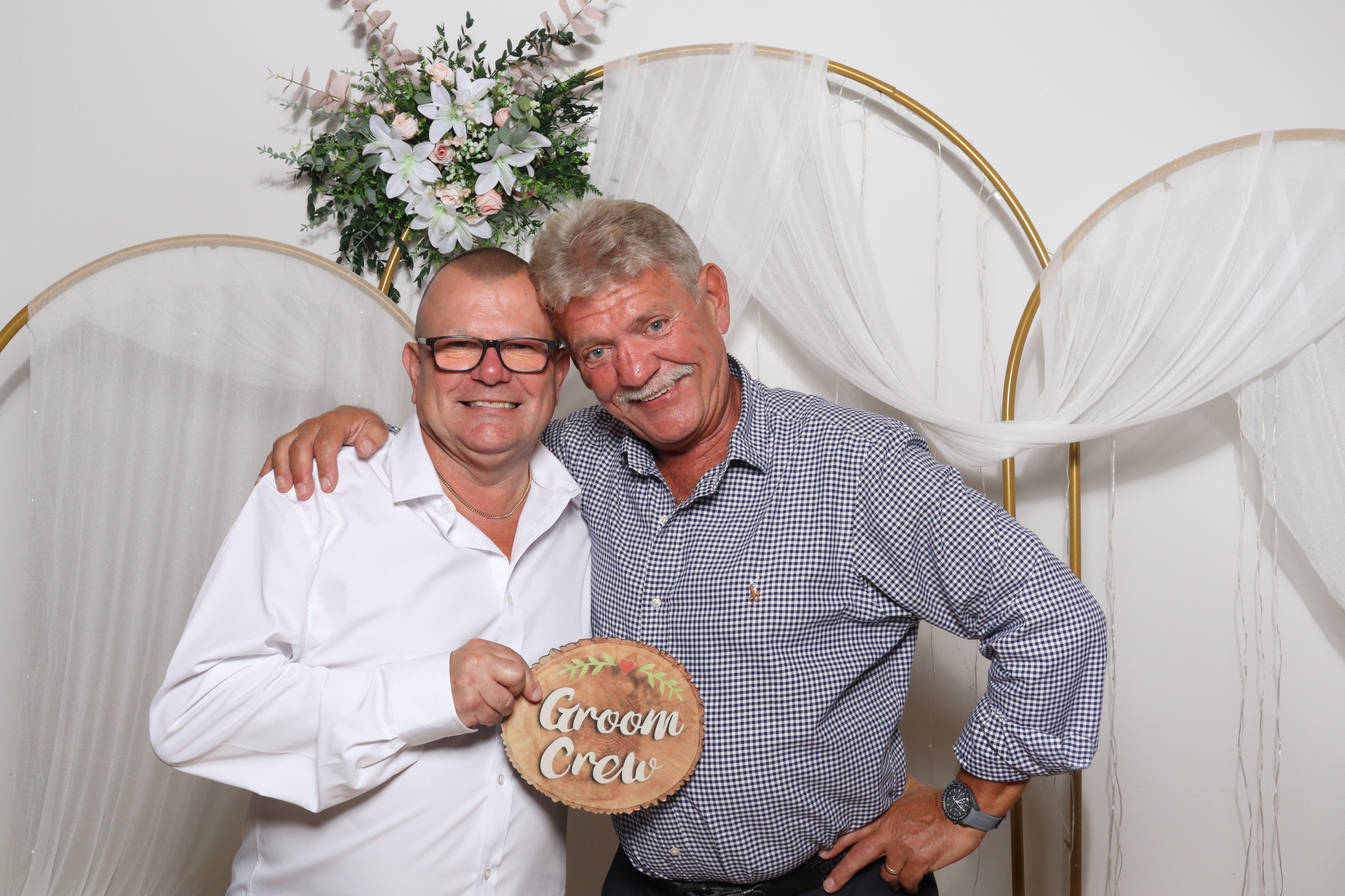 Neil & Tracy  | View more photos from the event at gallery.magicimages.uk/u/MagicImages/Neil-Tracy