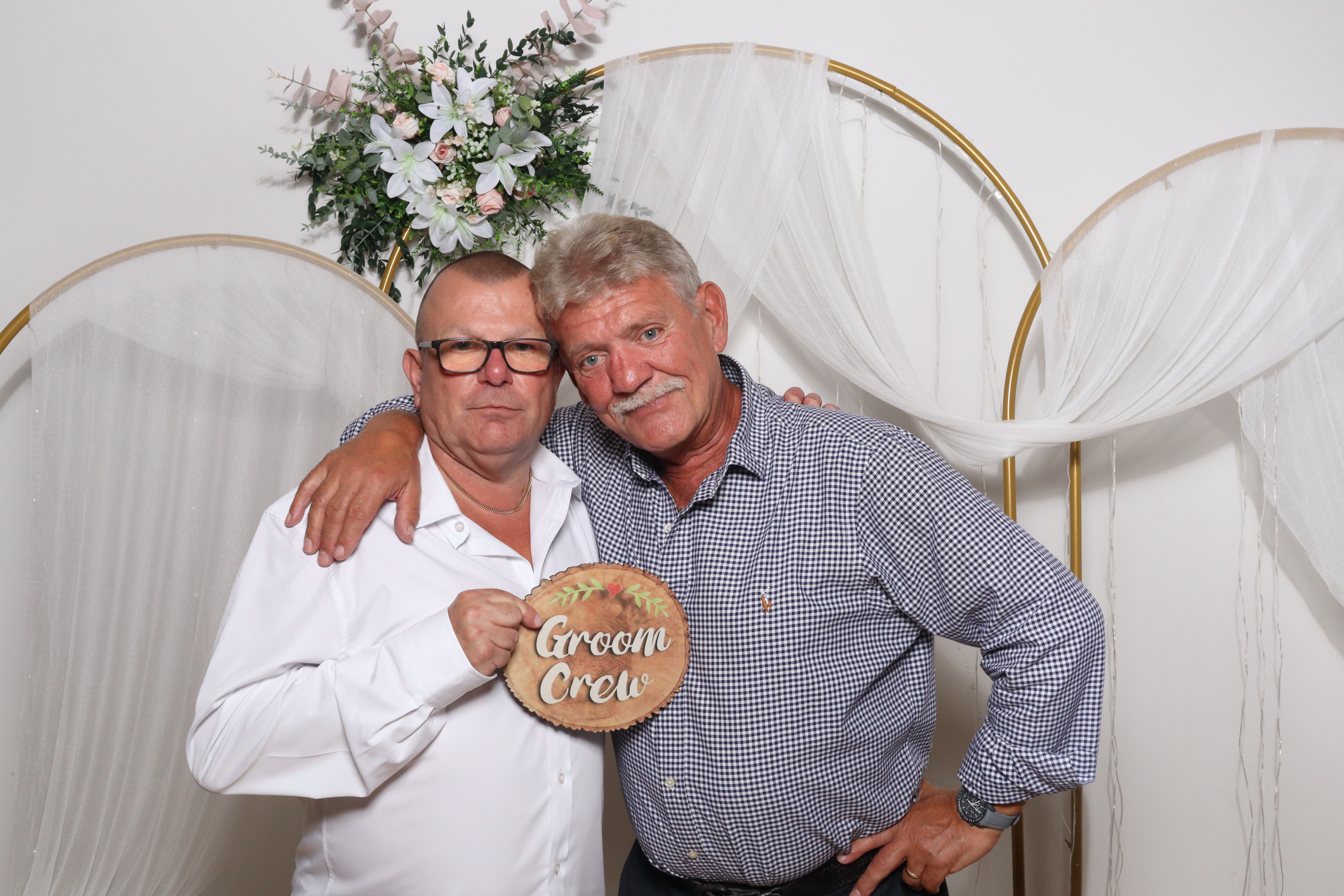 Neil & Tracy  | View more photos from the event at gallery.magicimages.uk/u/MagicImages/Neil-Tracy