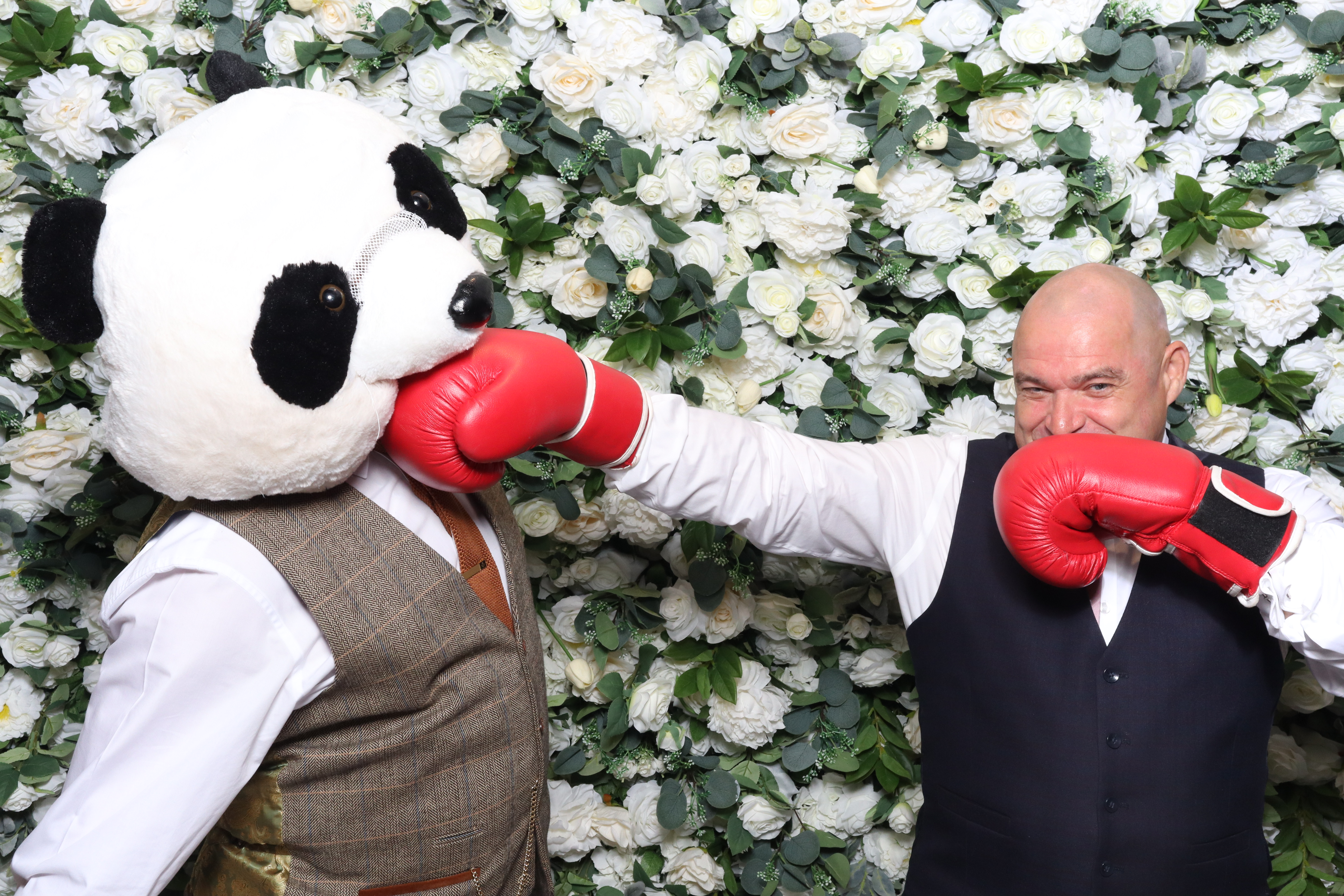 Nicole & Andy  | View more photos from the event at gallery.magicimages.uk/u/MagicImages/Nicole-Andy