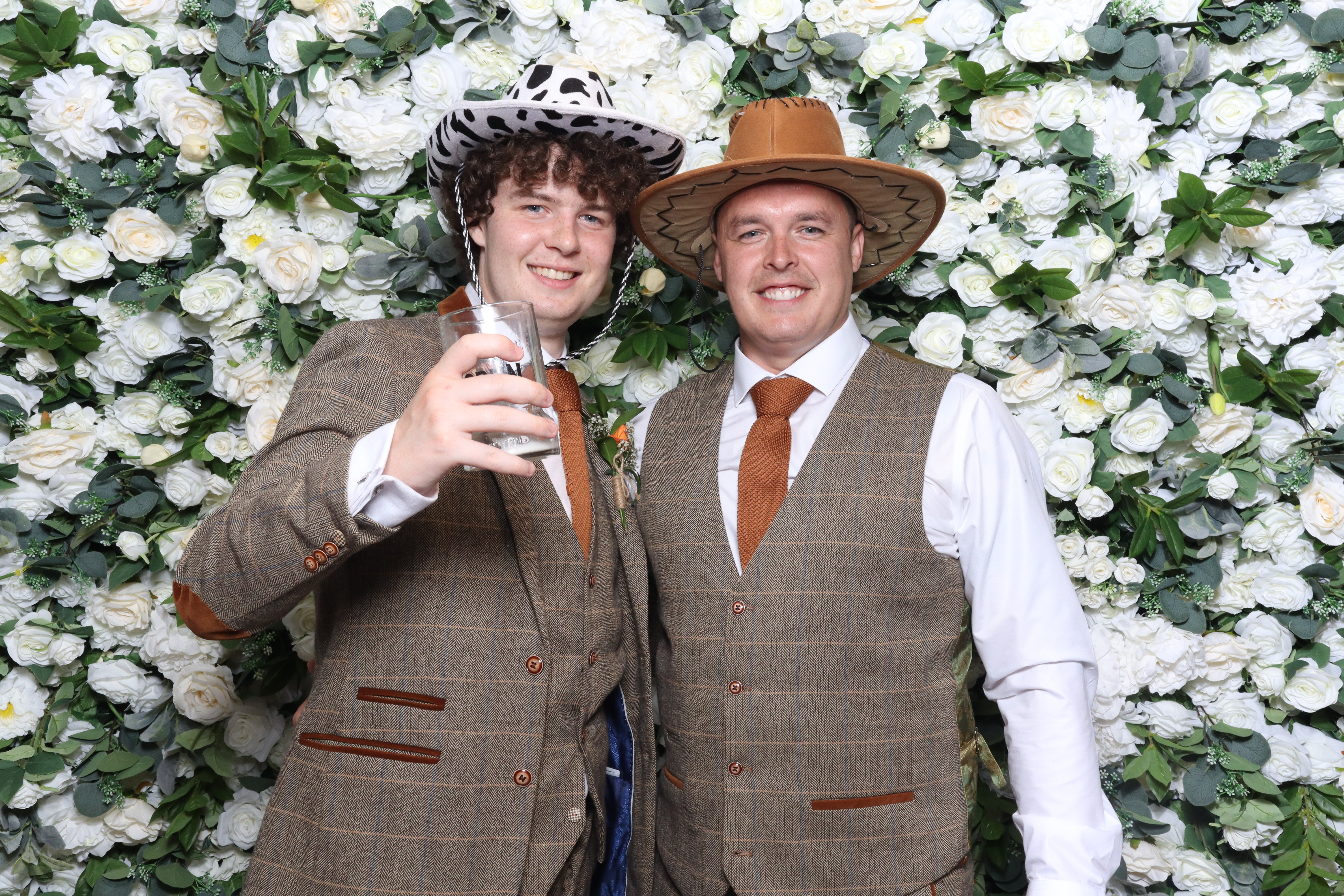 Nicole & Andy  | View more photos from the event at gallery.magicimages.uk/u/MagicImages/Nicole-Andy