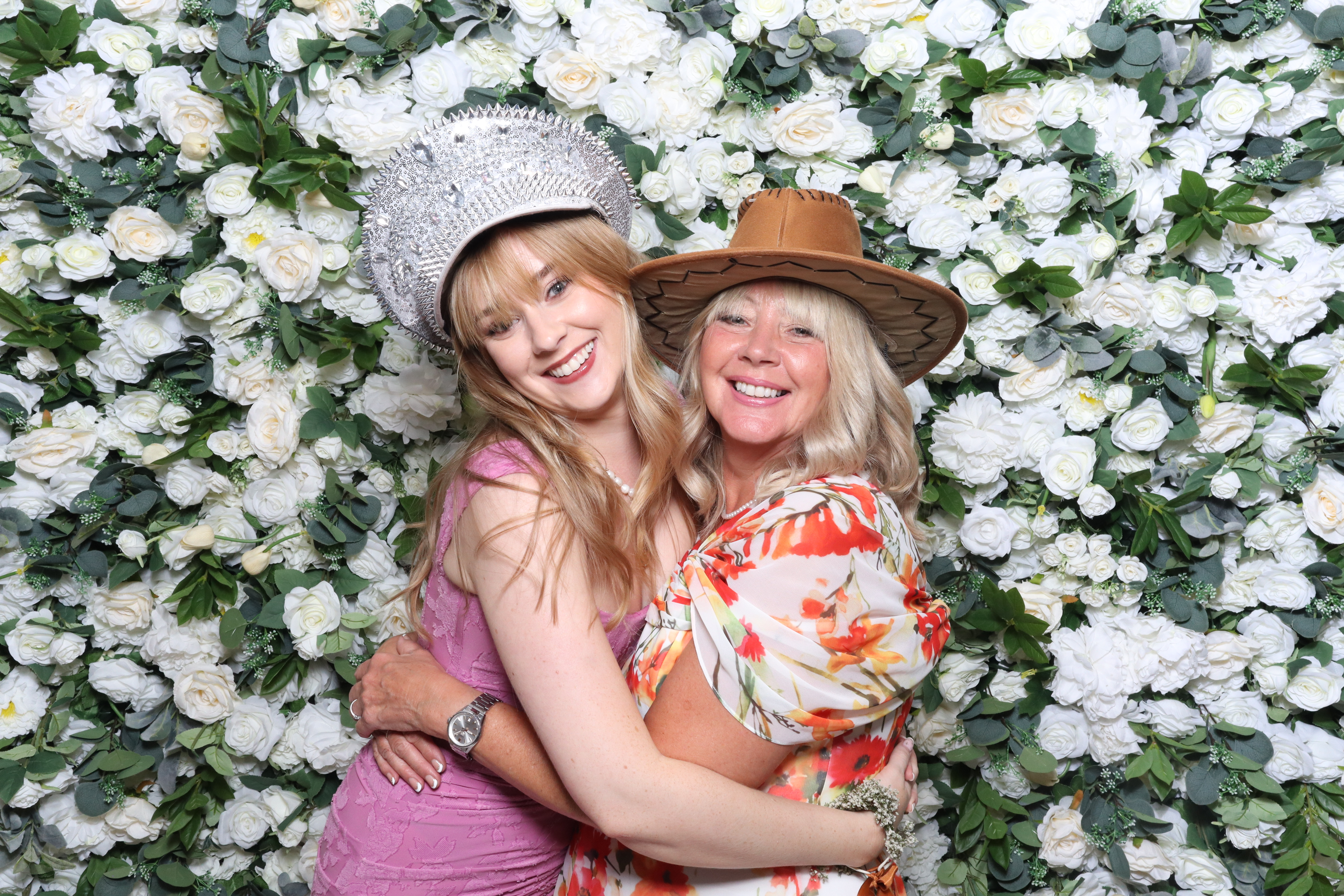 Nicole & Andy  | View more photos from the event at gallery.magicimages.uk/u/MagicImages/Nicole-Andy