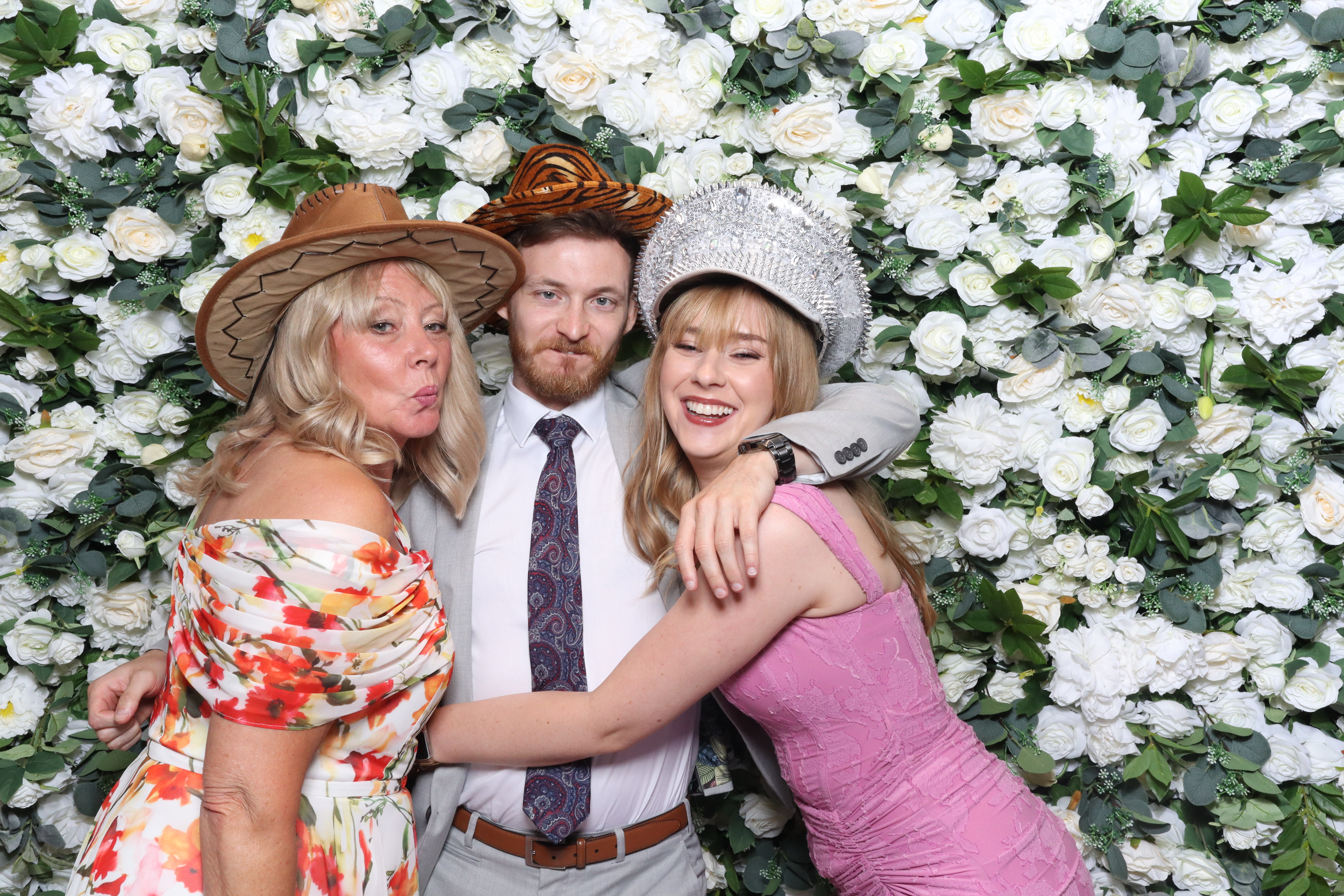 Nicole & Andy  | View more photos from the event at gallery.magicimages.uk/u/MagicImages/Nicole-Andy
