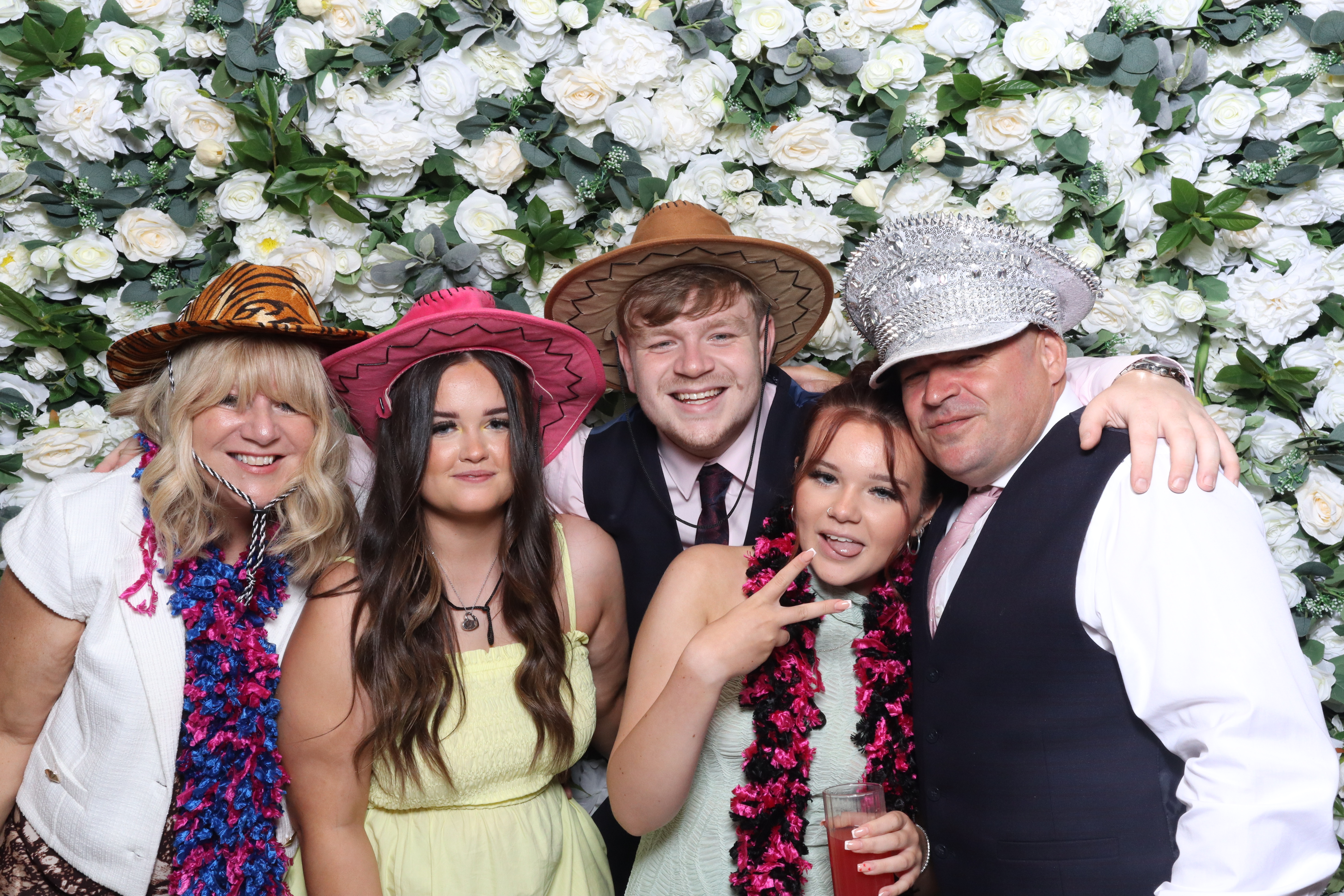 Nicole & Andy  | View more photos from the event at gallery.magicimages.uk/u/MagicImages/Nicole-Andy