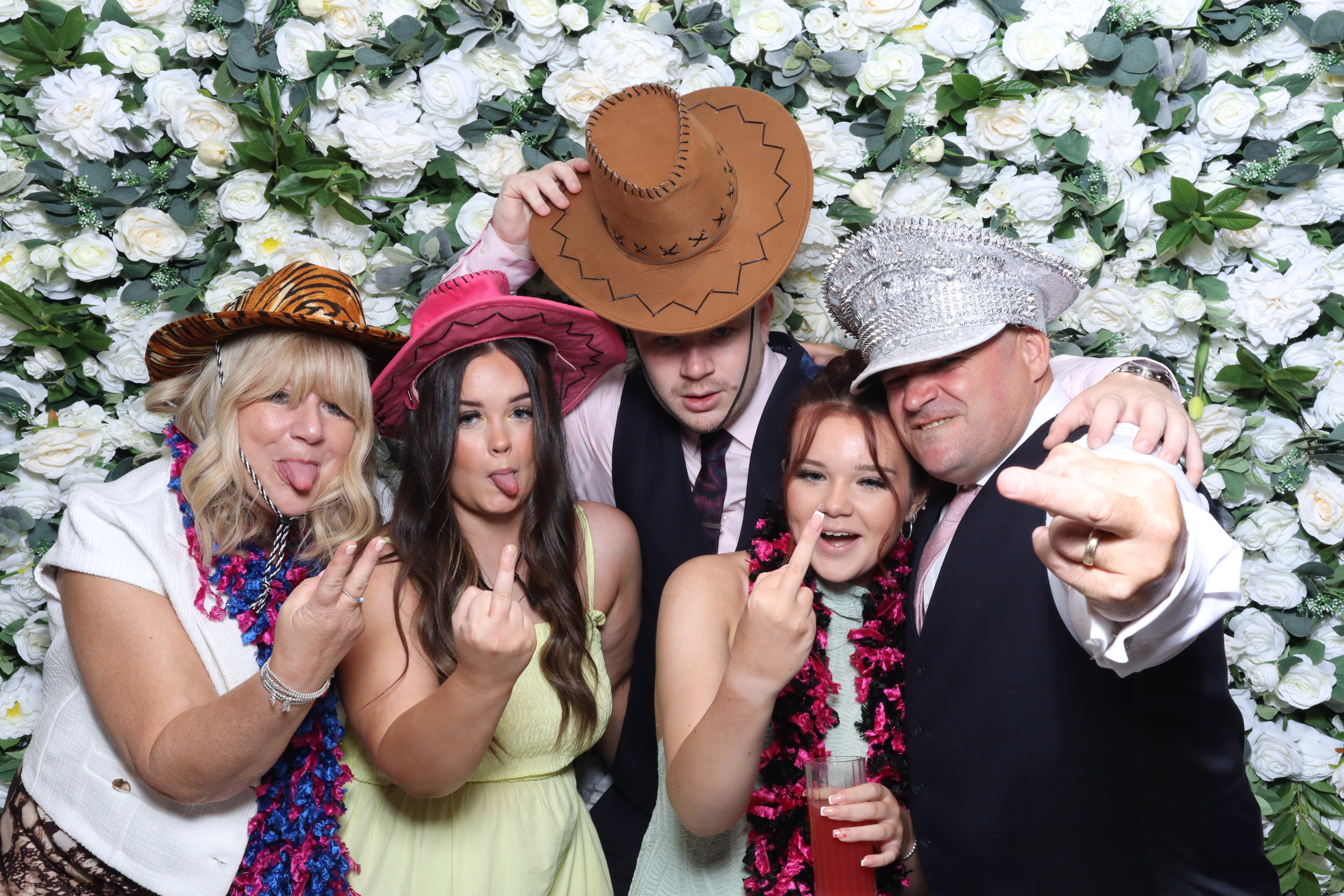 Nicole & Andy  | View more photos from the event at gallery.magicimages.uk/u/MagicImages/Nicole-Andy