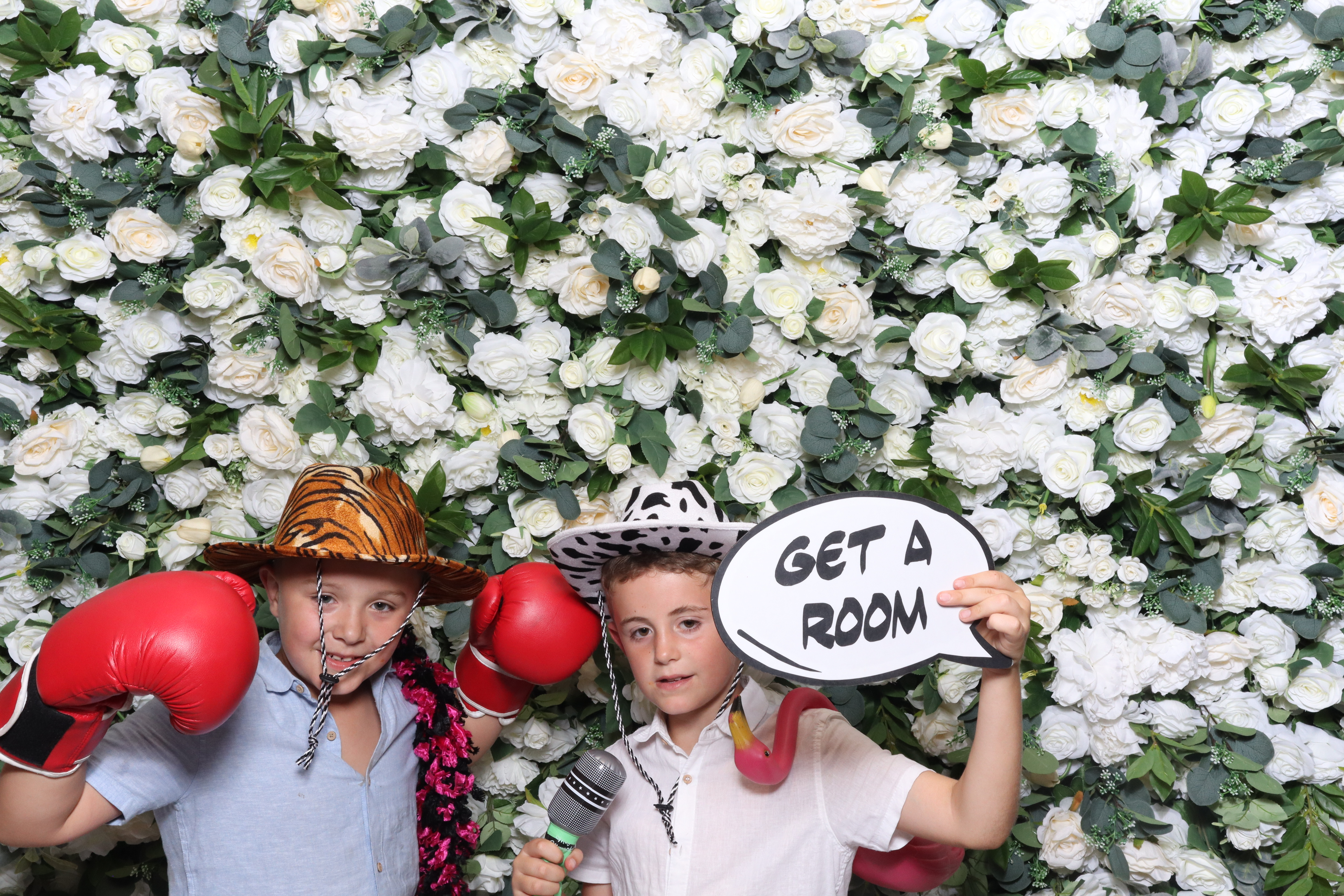 Nicole & Andy  | View more photos from the event at gallery.magicimages.uk/u/MagicImages/Nicole-Andy