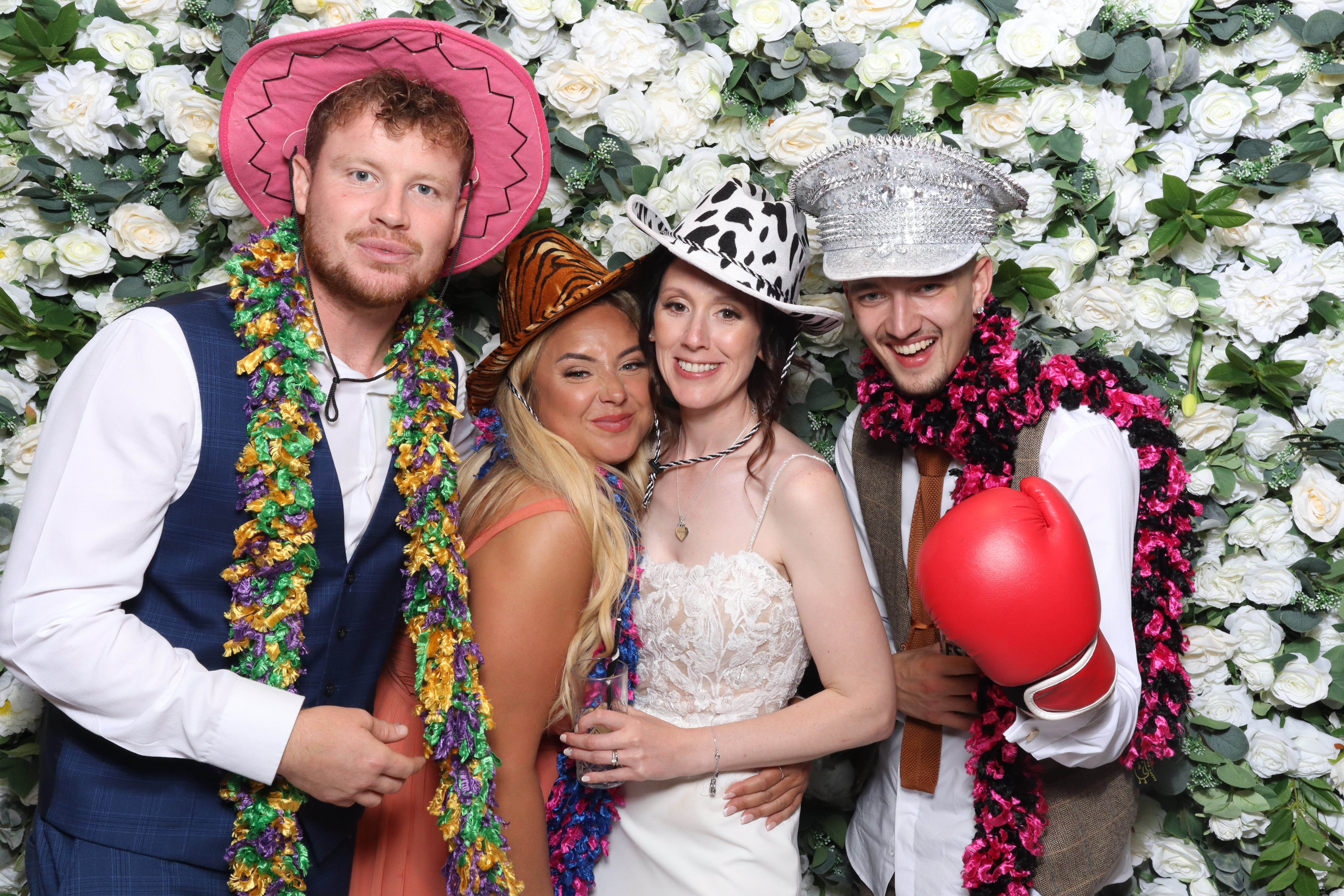 Nicole & Andy  | View more photos from the event at gallery.magicimages.uk/u/MagicImages/Nicole-Andy