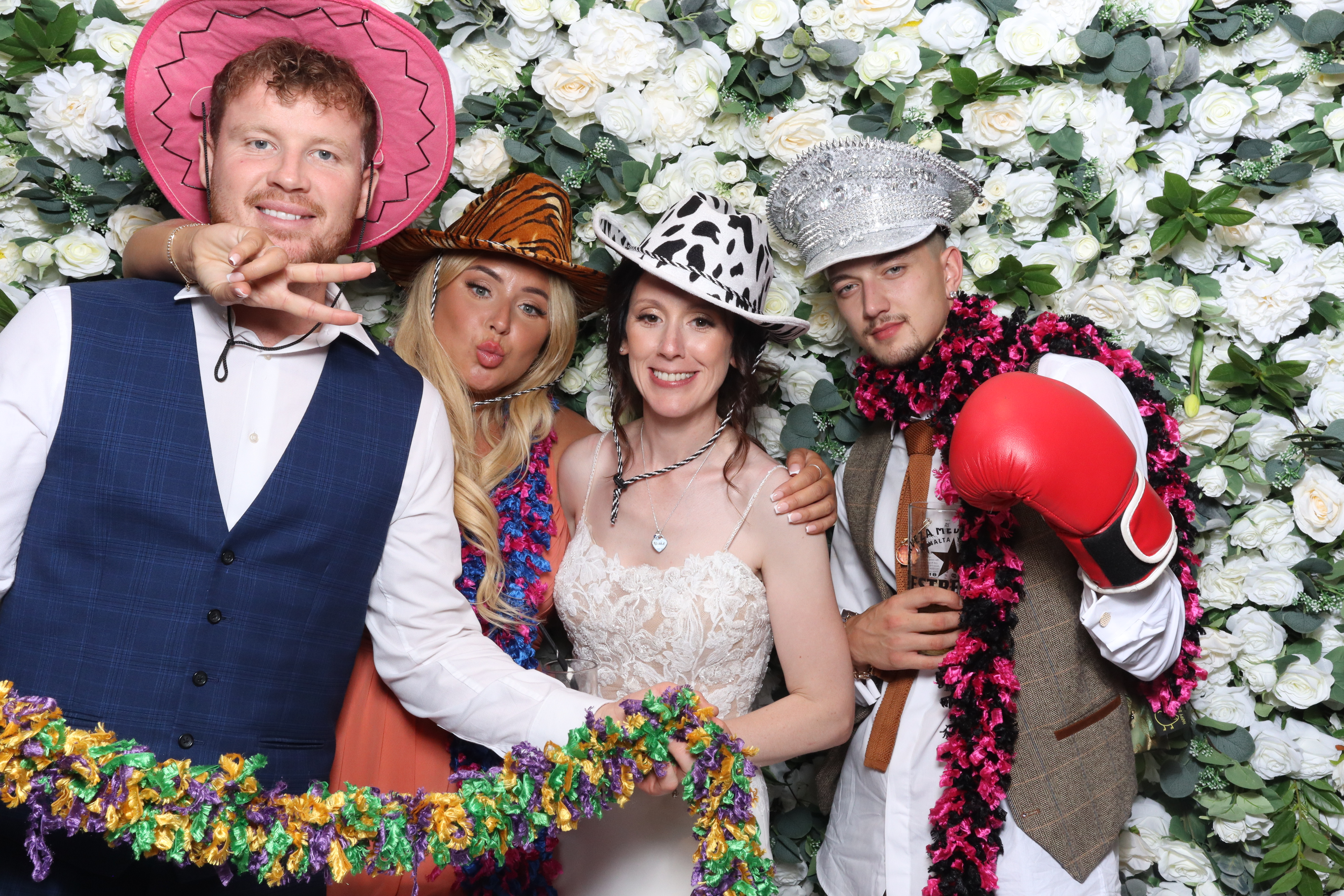 Nicole & Andy  | View more photos from the event at gallery.magicimages.uk/u/MagicImages/Nicole-Andy