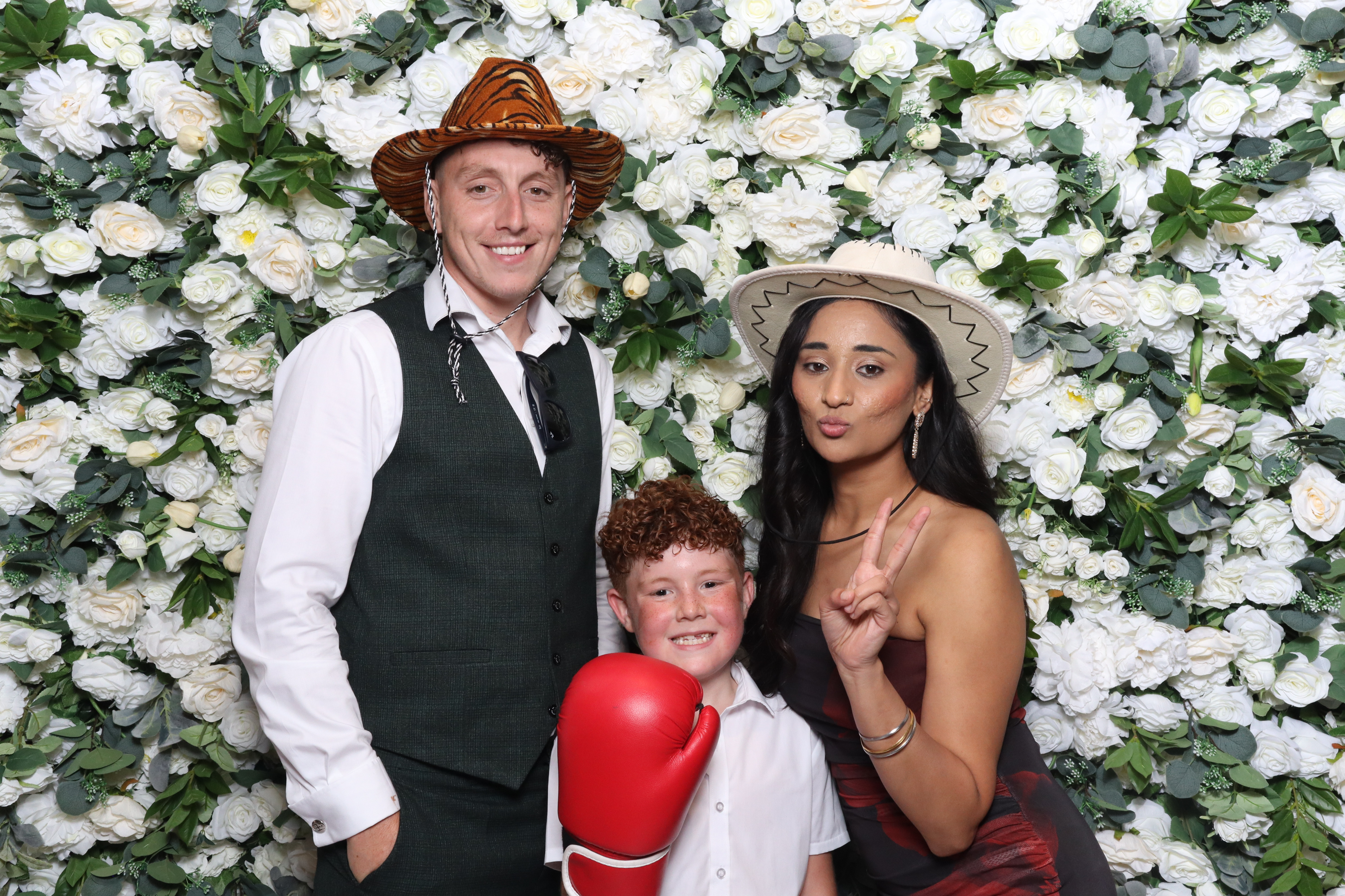 Nicole & Andy  | View more photos from the event at gallery.magicimages.uk/u/MagicImages/Nicole-Andy