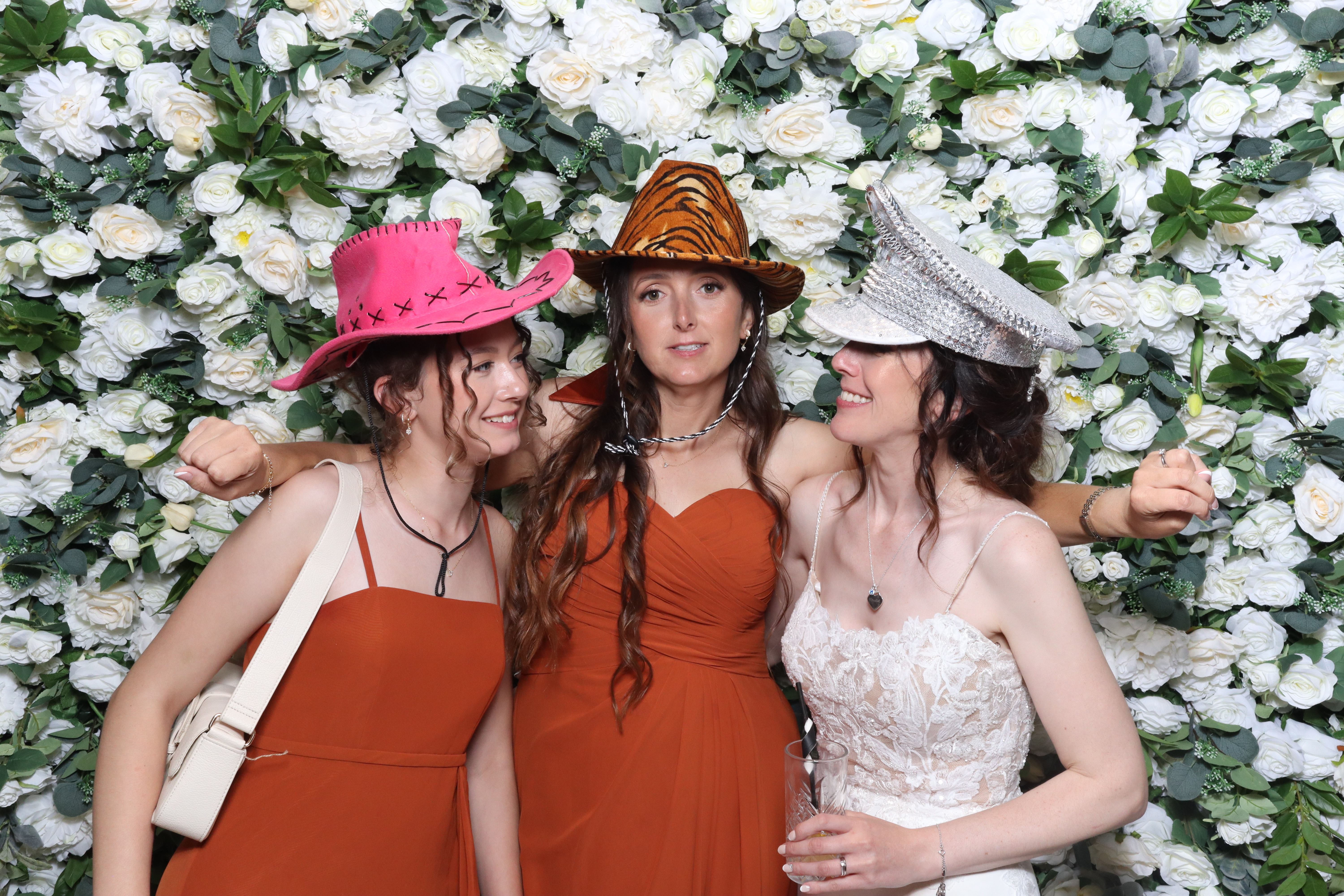 Nicole & Andy  | View more photos from the event at gallery.magicimages.uk/u/MagicImages/Nicole-Andy