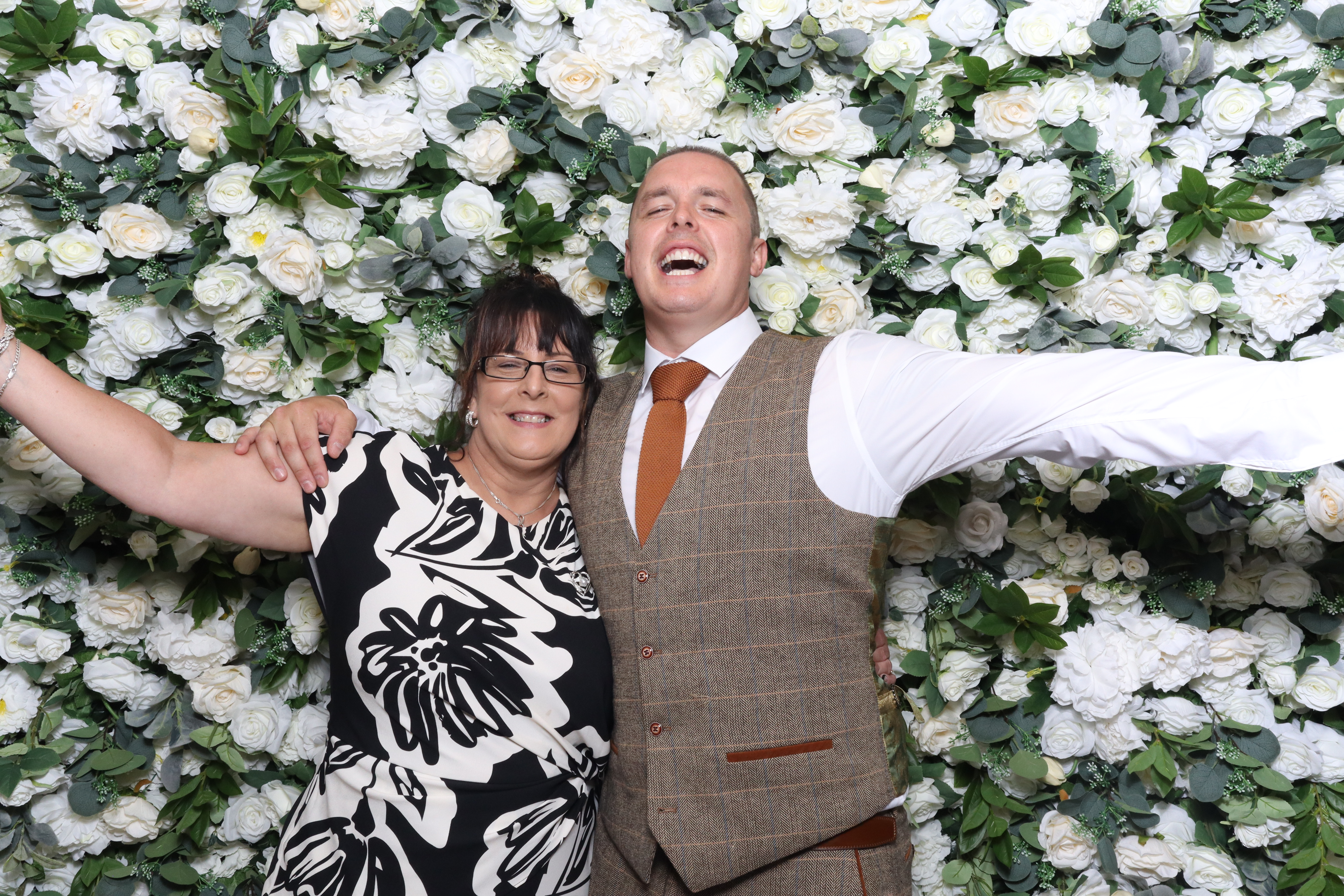 Nicole & Andy  | View more photos from the event at gallery.magicimages.uk/u/MagicImages/Nicole-Andy