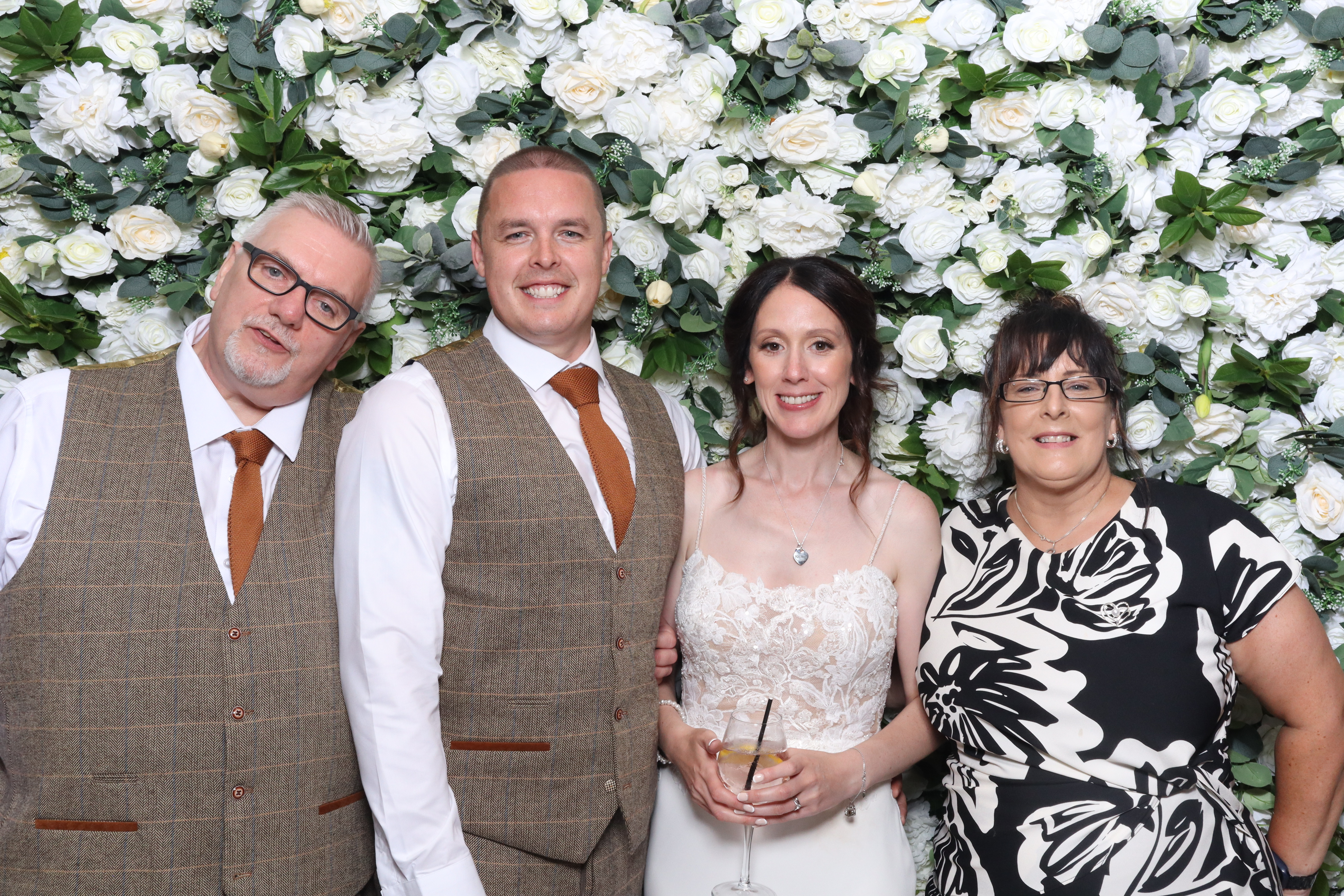 Nicole & Andy  | View more photos from the event at gallery.magicimages.uk/u/MagicImages/Nicole-Andy