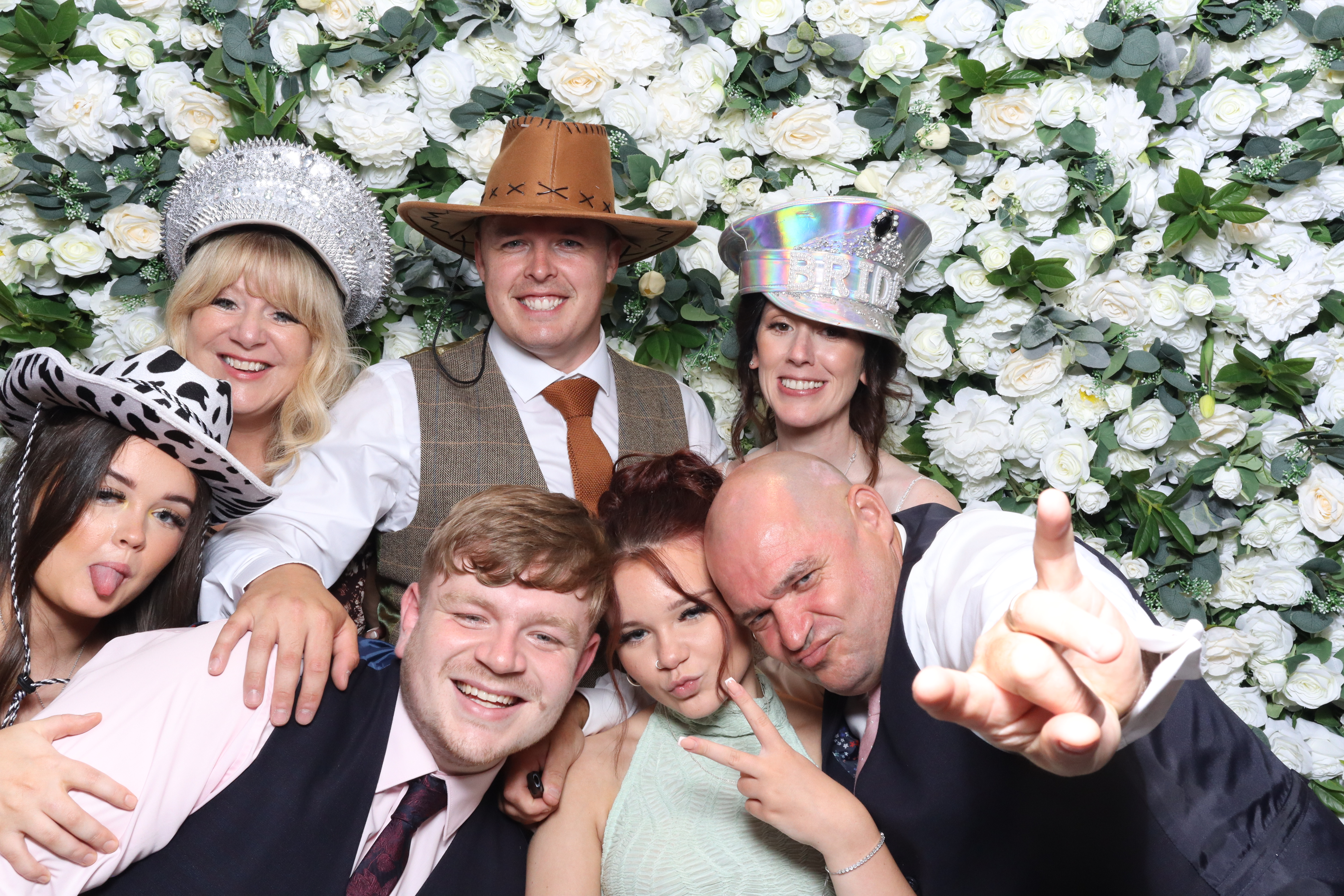 Nicole & Andy  | View more photos from the event at gallery.magicimages.uk/u/MagicImages/Nicole-Andy