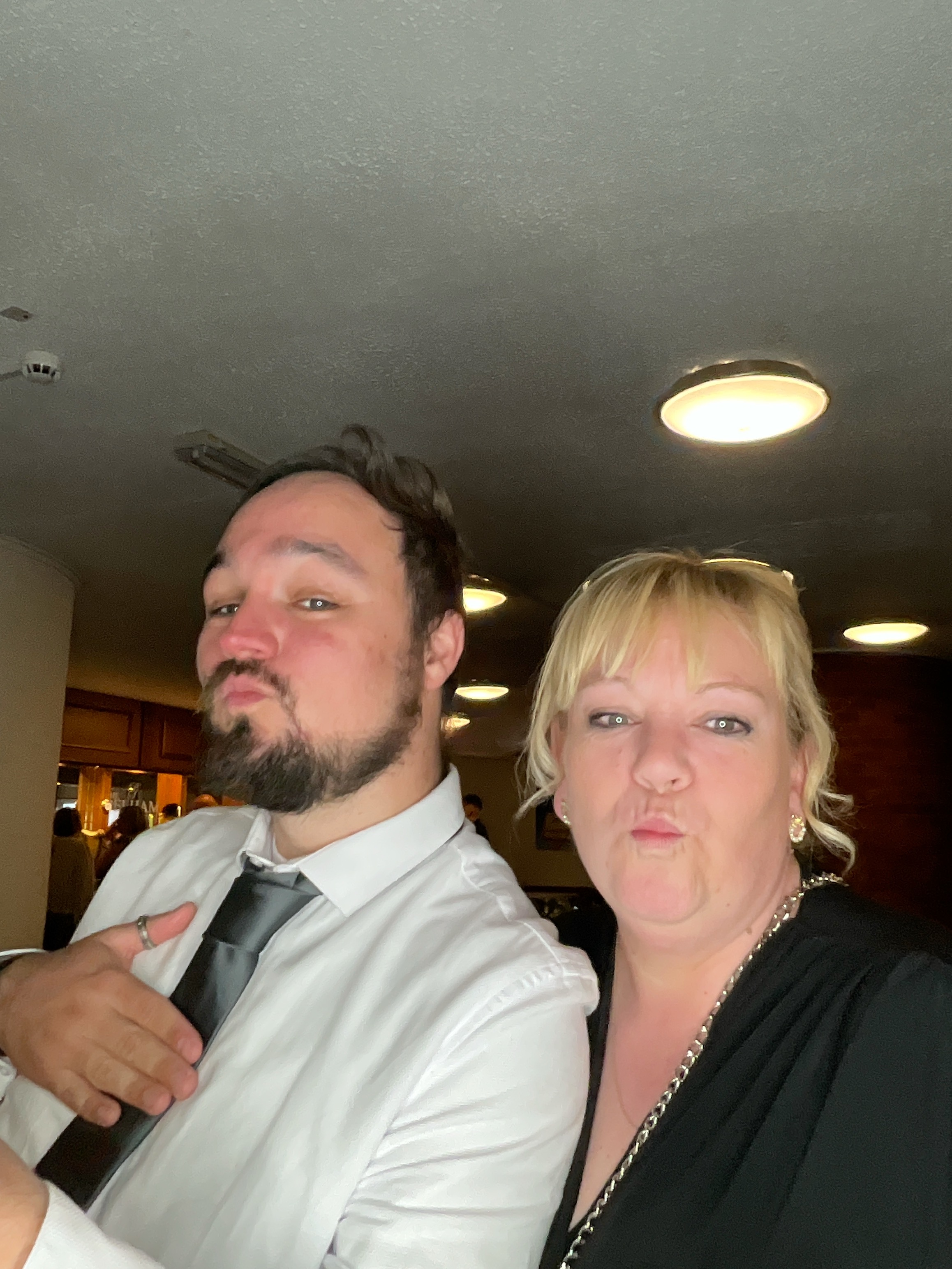 Phil & Gemma  | View more photos from the event at gallery.magicimages.uk/u/MagicImages/Phil-Gemma