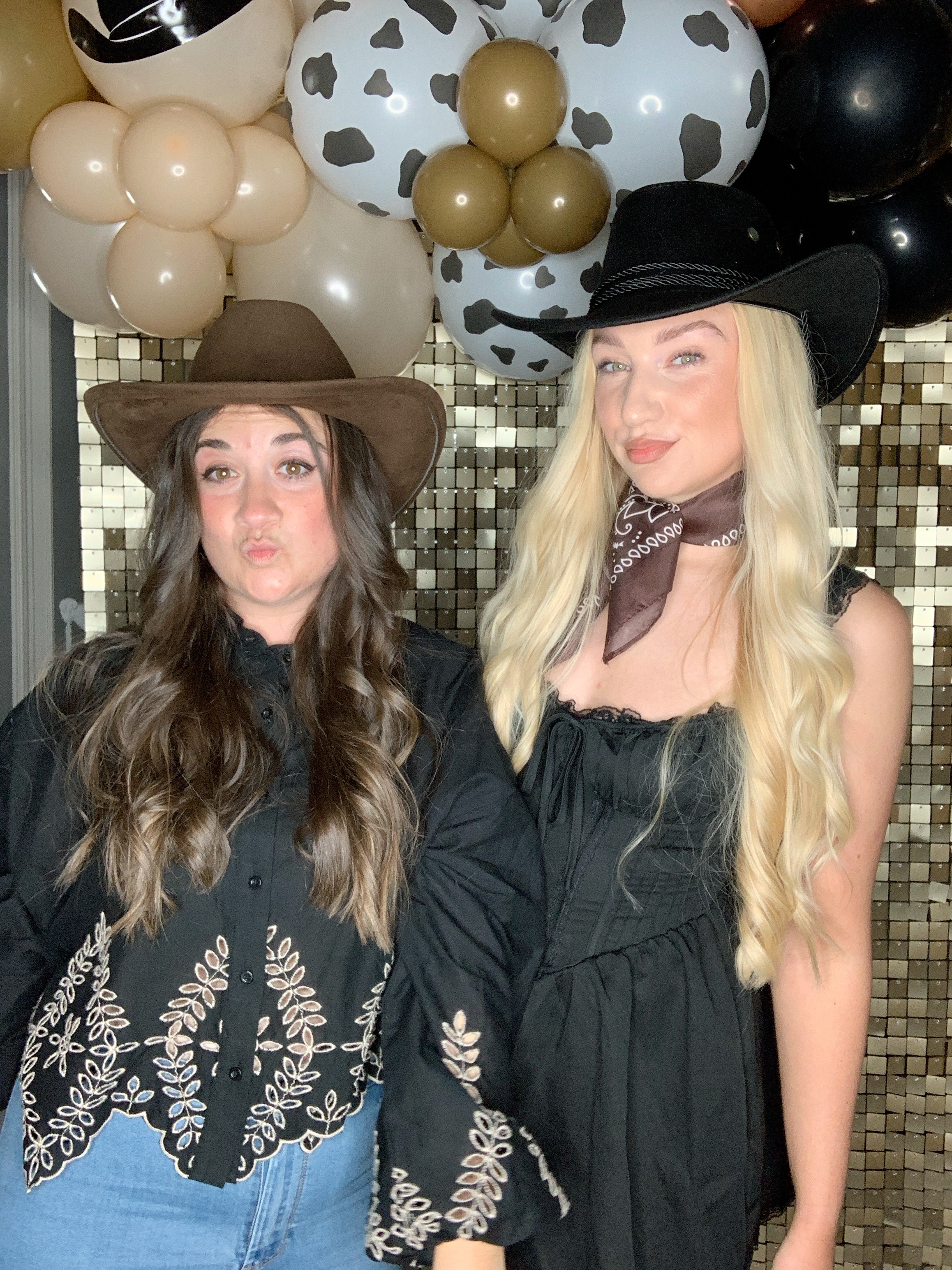 Saltmarshe Staff party  | View more photos from the event at gallery.magicimages.uk/u/MagicImages/Saltmarshe-Staff-party