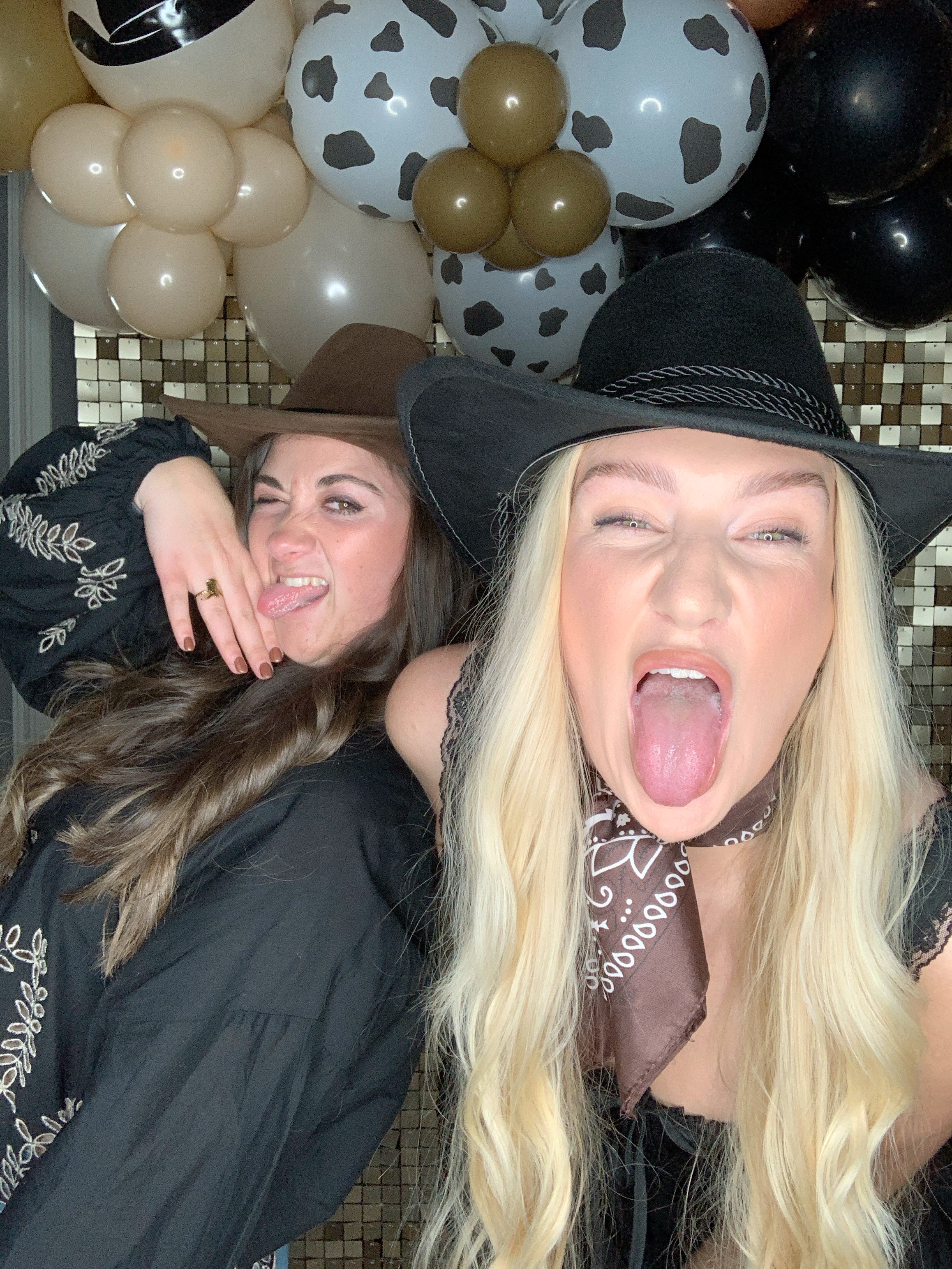 Saltmarshe Staff party  | View more photos from the event at gallery.magicimages.uk/u/MagicImages/Saltmarshe-Staff-party