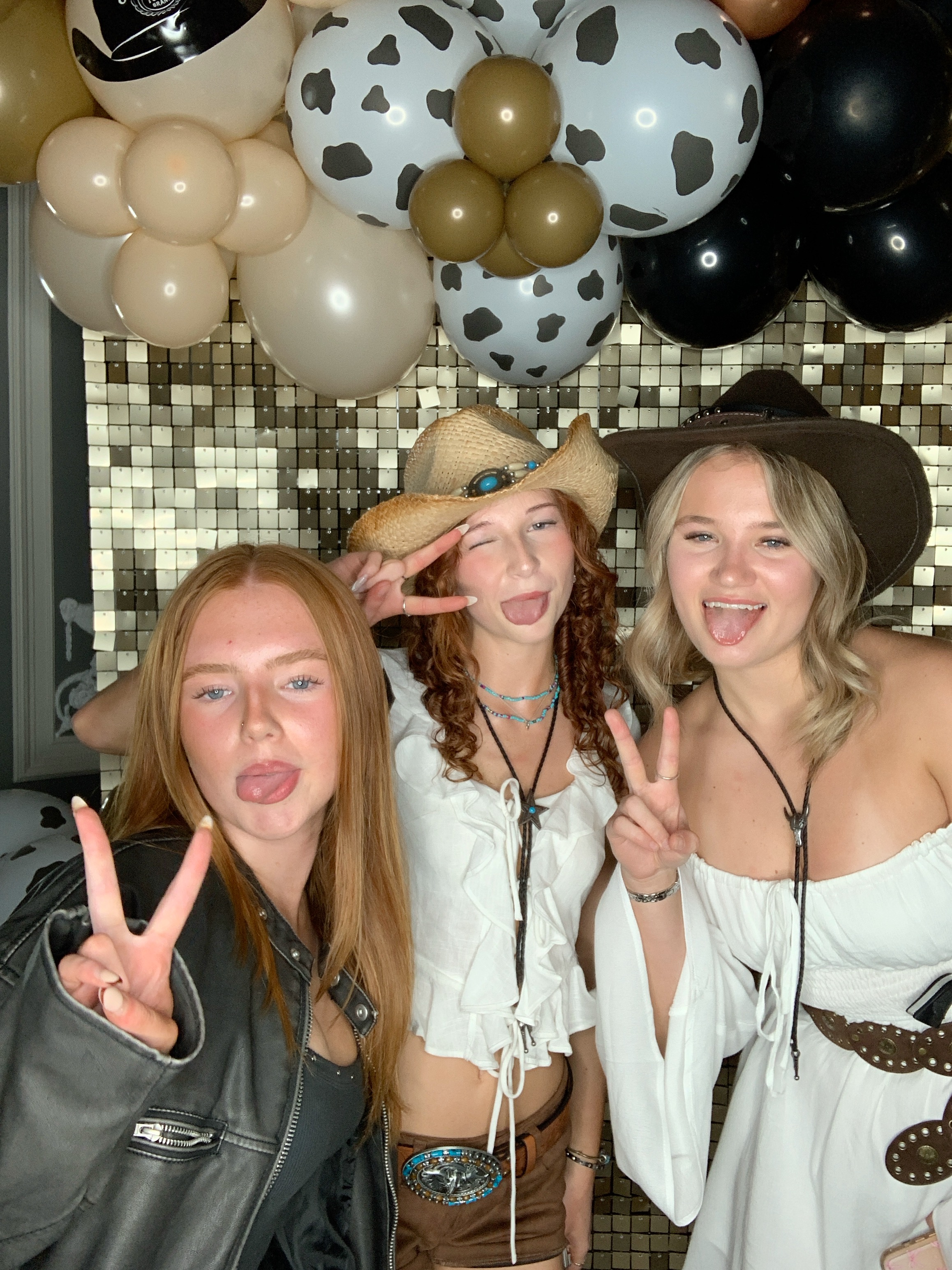 Saltmarshe Staff party  | View more photos from the event at gallery.magicimages.uk/u/MagicImages/Saltmarshe-Staff-party