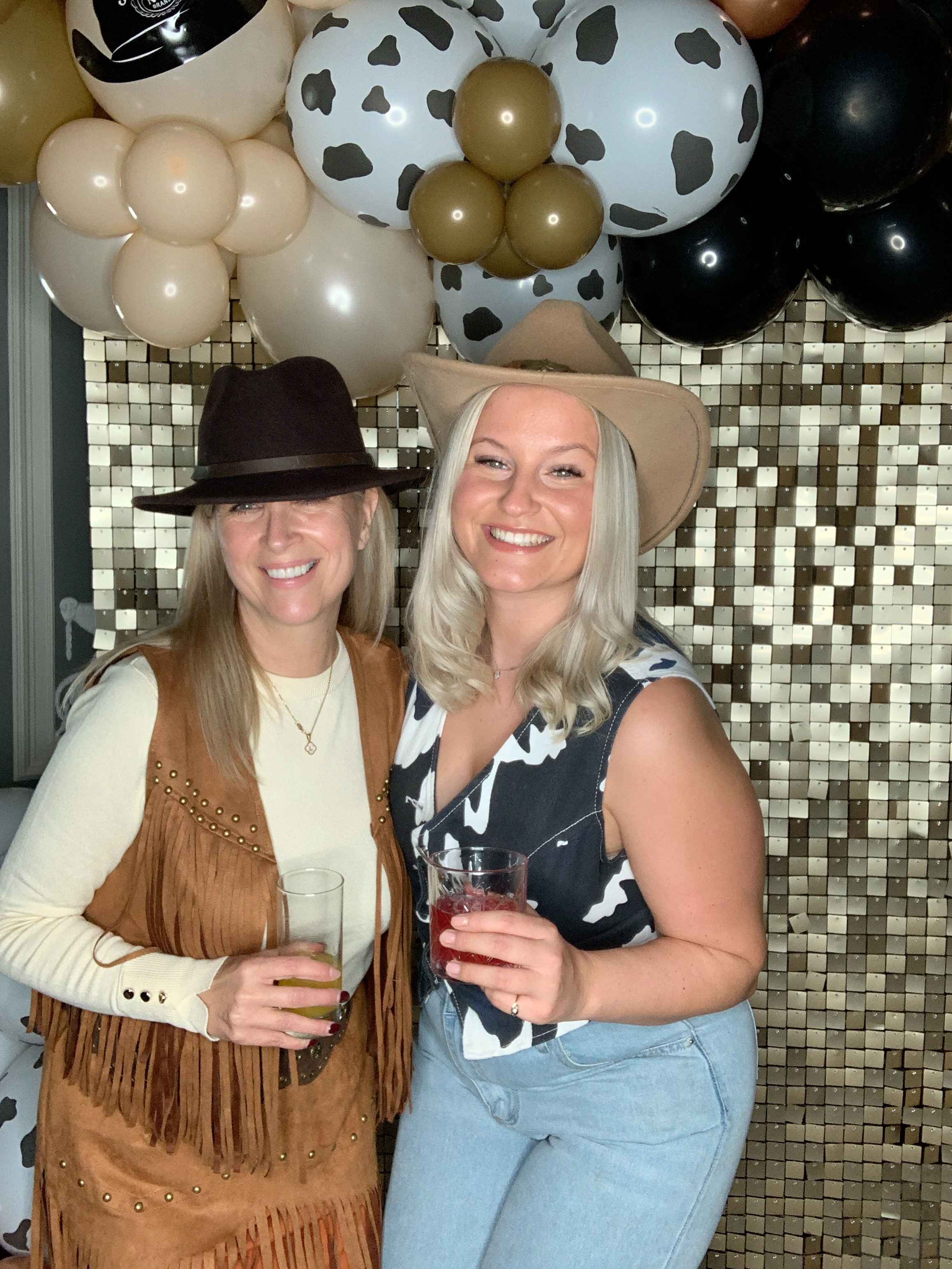 Saltmarshe Staff party  | View more photos from the event at gallery.magicimages.uk/u/MagicImages/Saltmarshe-Staff-party