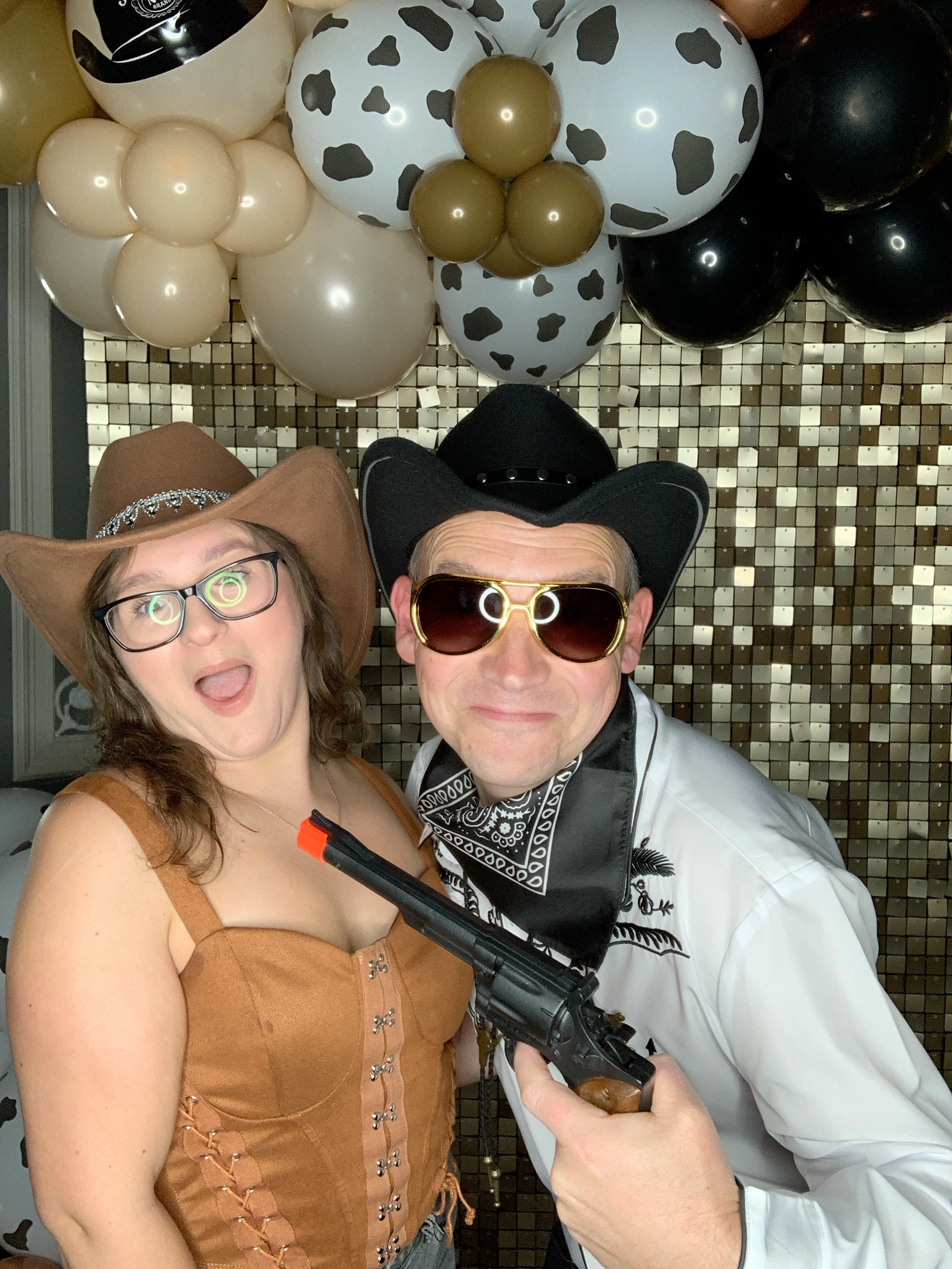 Saltmarshe Staff party  | View more photos from the event at gallery.magicimages.uk/u/MagicImages/Saltmarshe-Staff-party