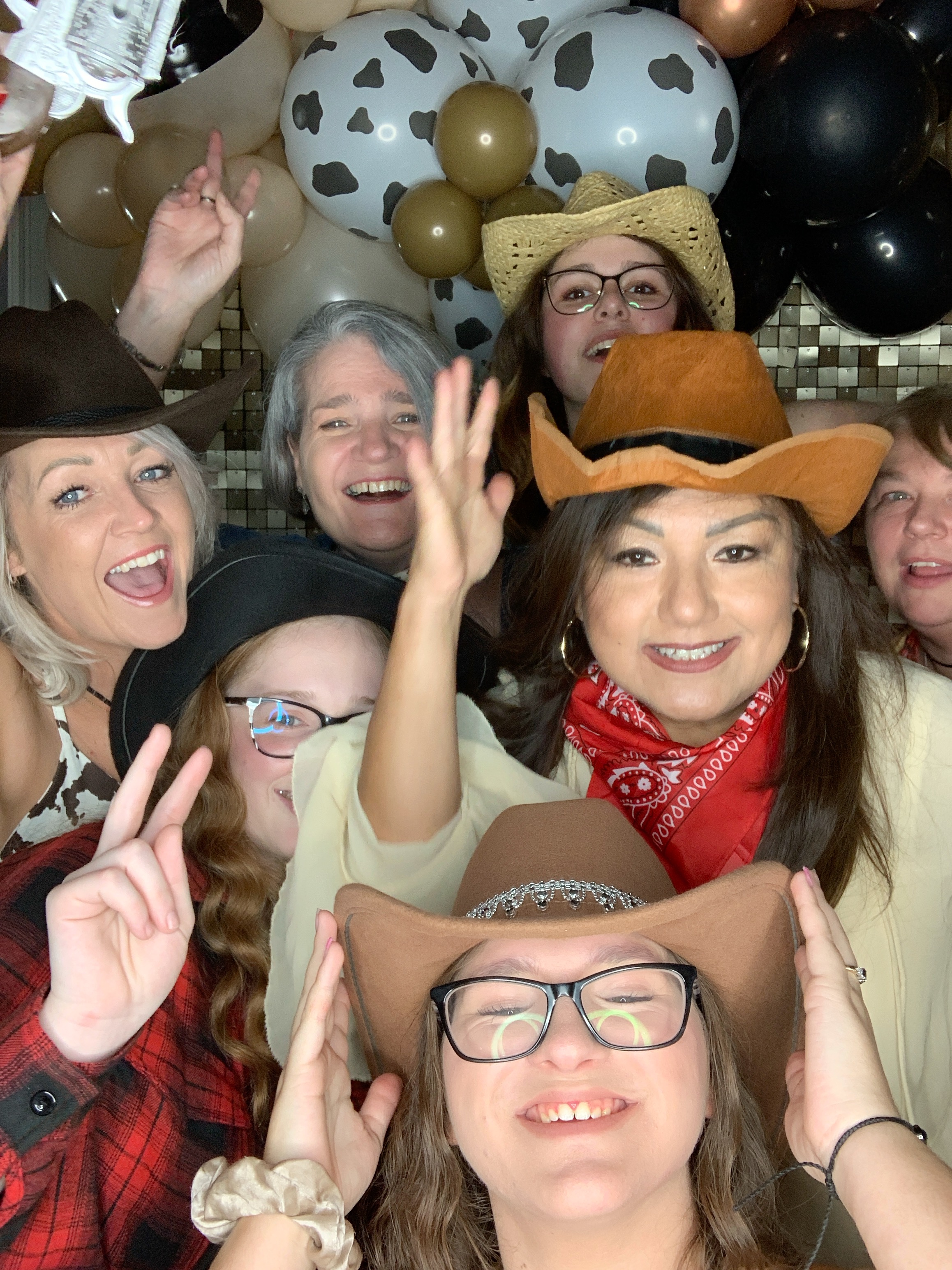 Saltmarshe Staff party  | View more photos from the event at gallery.magicimages.uk/u/MagicImages/Saltmarshe-Staff-party