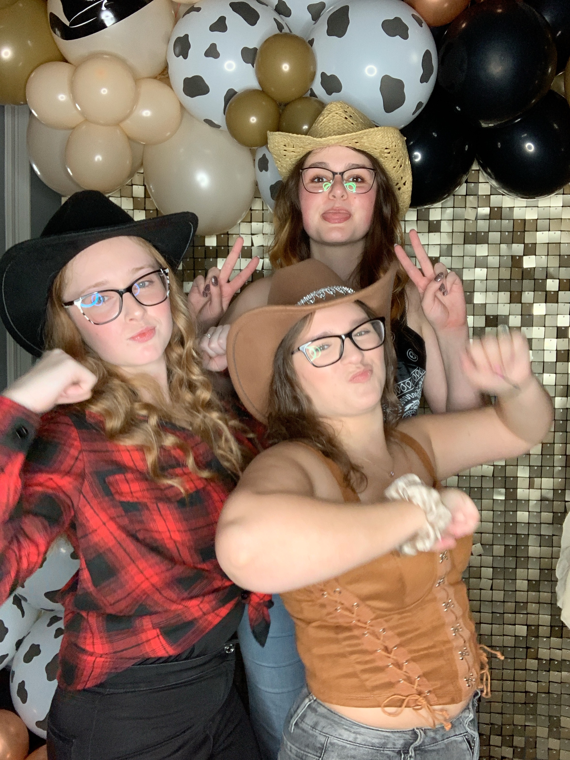 Saltmarshe Staff party  | View more photos from the event at gallery.magicimages.uk/u/MagicImages/Saltmarshe-Staff-party