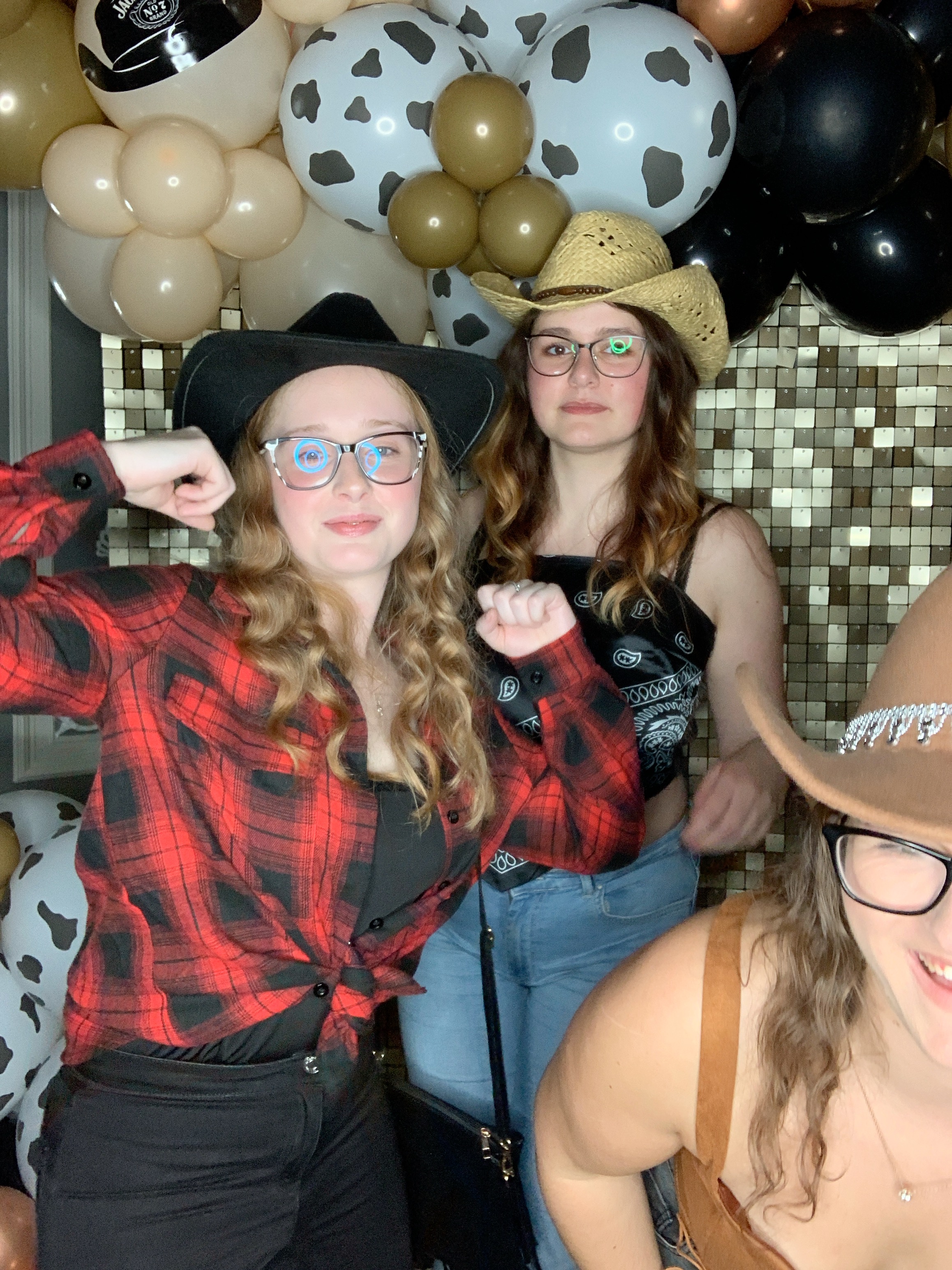 Saltmarshe Staff party  | View more photos from the event at gallery.magicimages.uk/u/MagicImages/Saltmarshe-Staff-party