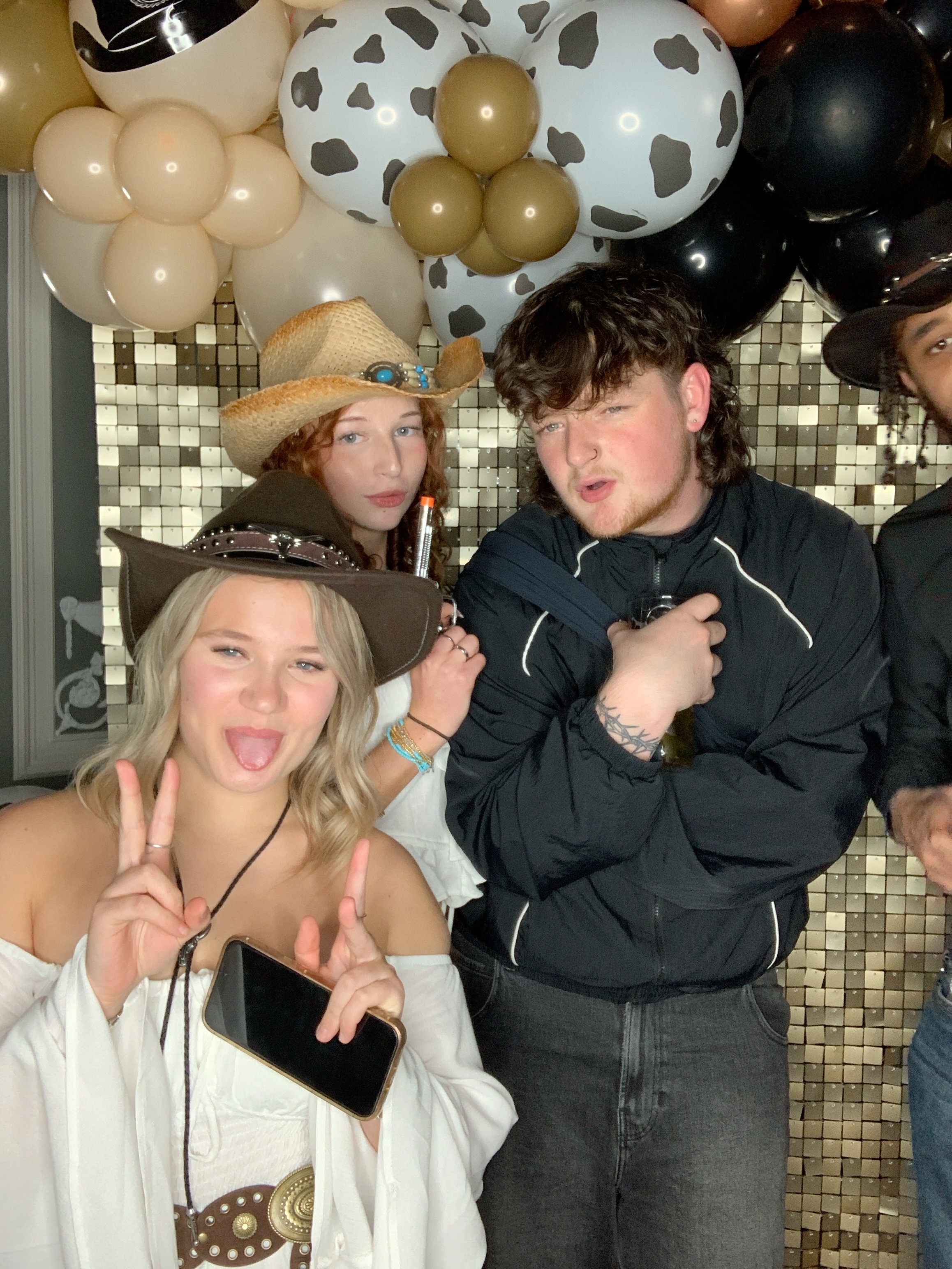 Saltmarshe Staff party  | View more photos from the event at gallery.magicimages.uk/u/MagicImages/Saltmarshe-Staff-party