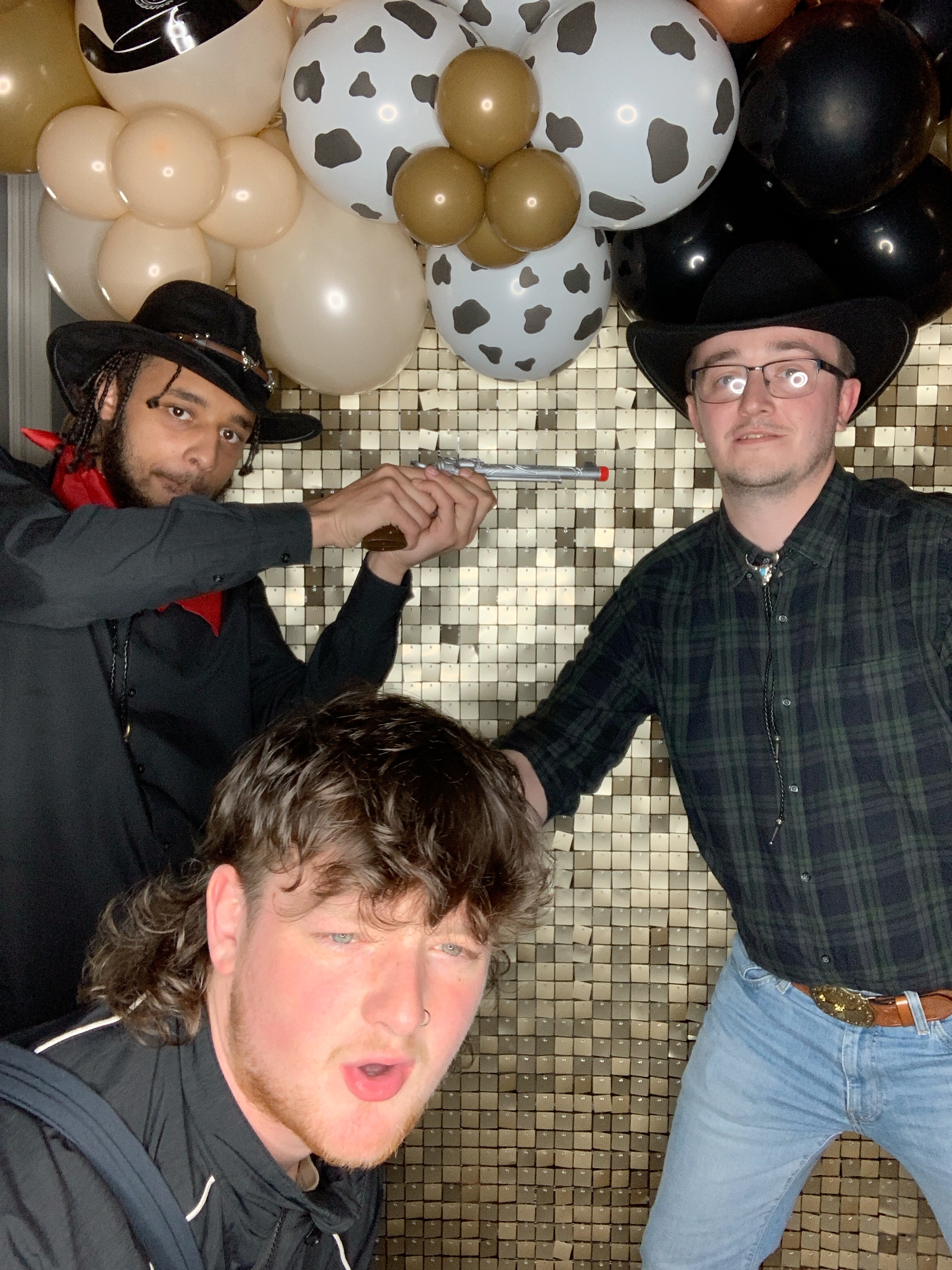 Saltmarshe Staff party  | View more photos from the event at gallery.magicimages.uk/u/MagicImages/Saltmarshe-Staff-party