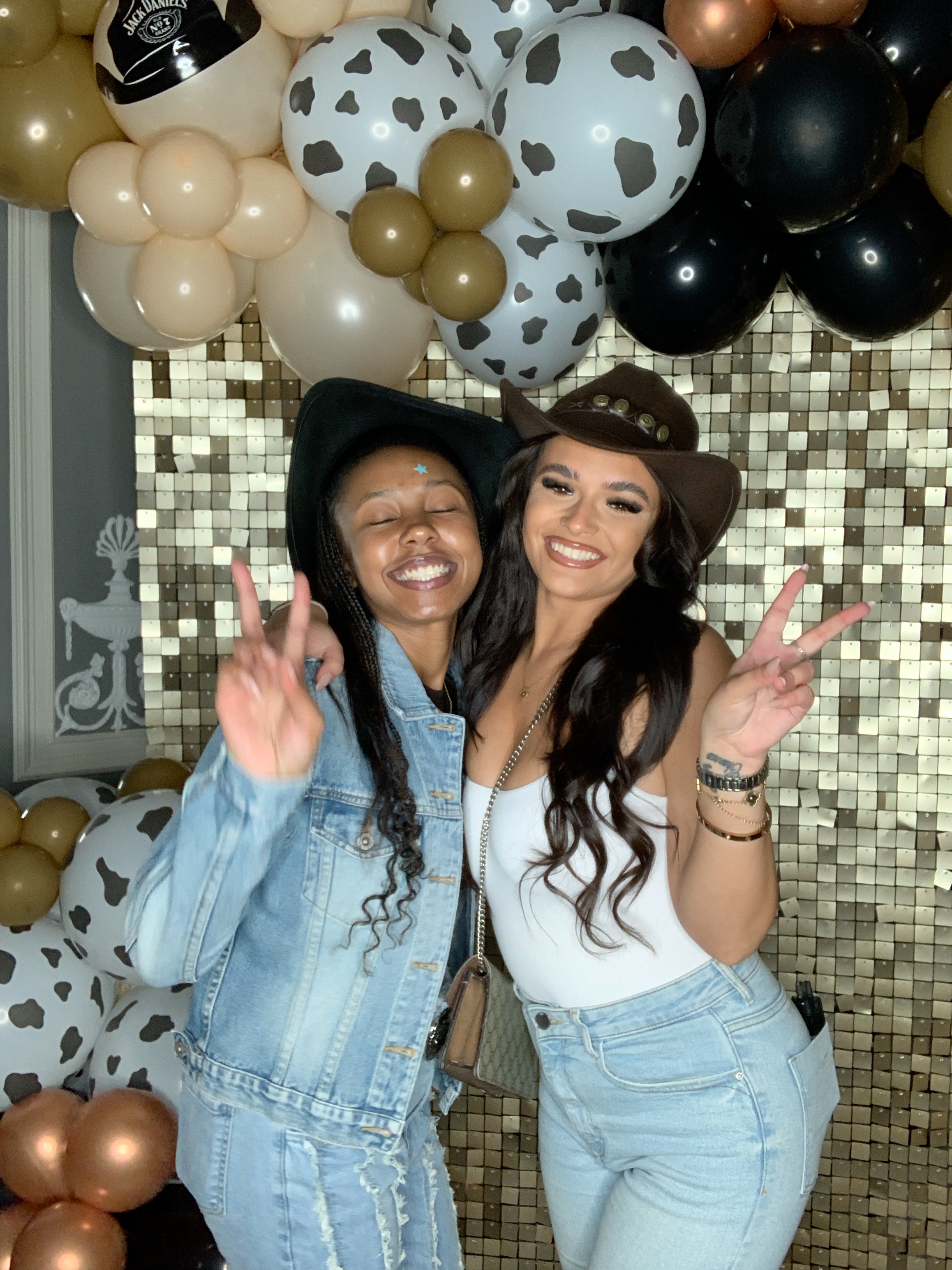 Saltmarshe Staff party  | View more photos from the event at gallery.magicimages.uk/u/MagicImages/Saltmarshe-Staff-party