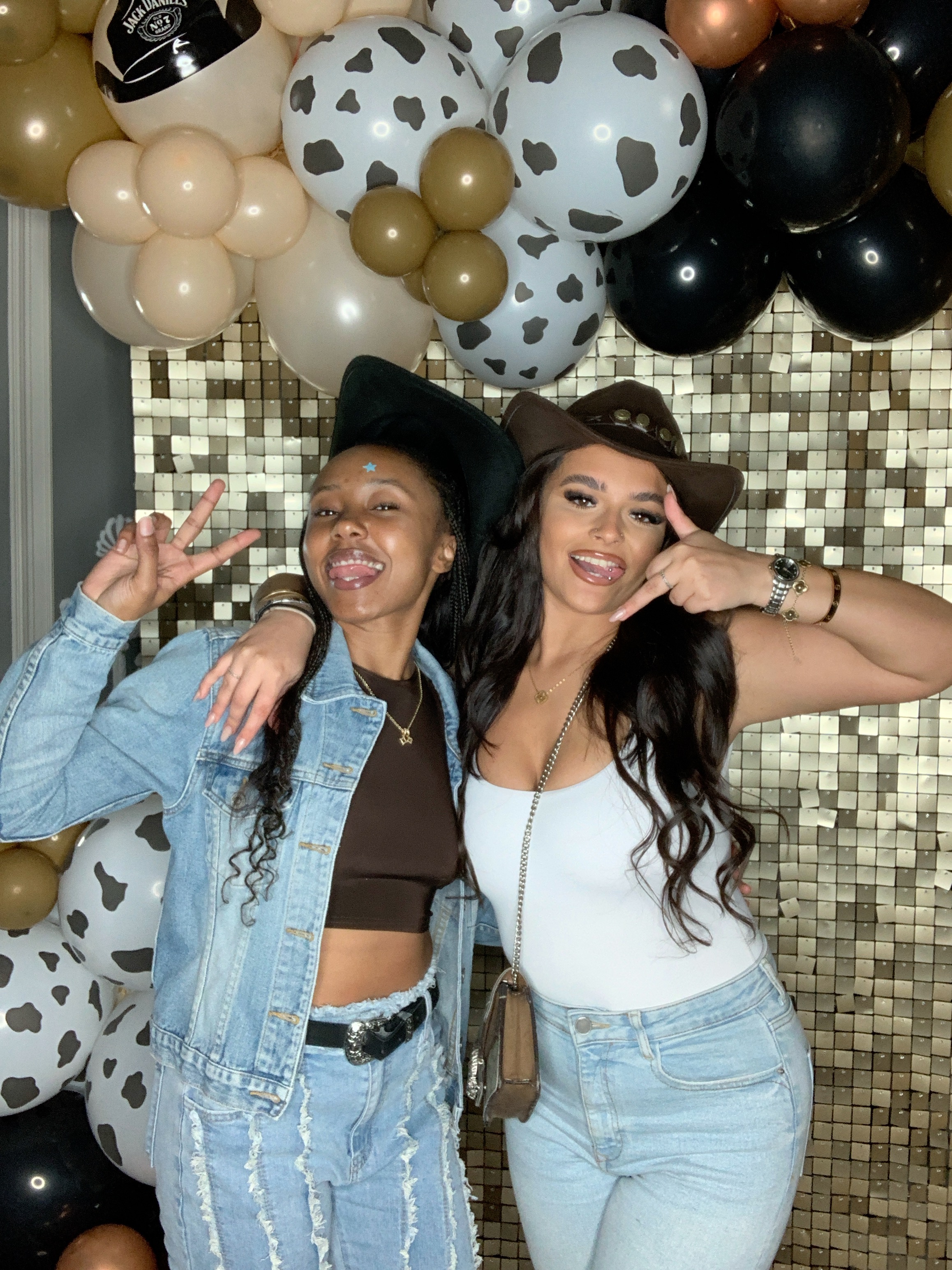 Saltmarshe Staff party  | View more photos from the event at gallery.magicimages.uk/u/MagicImages/Saltmarshe-Staff-party