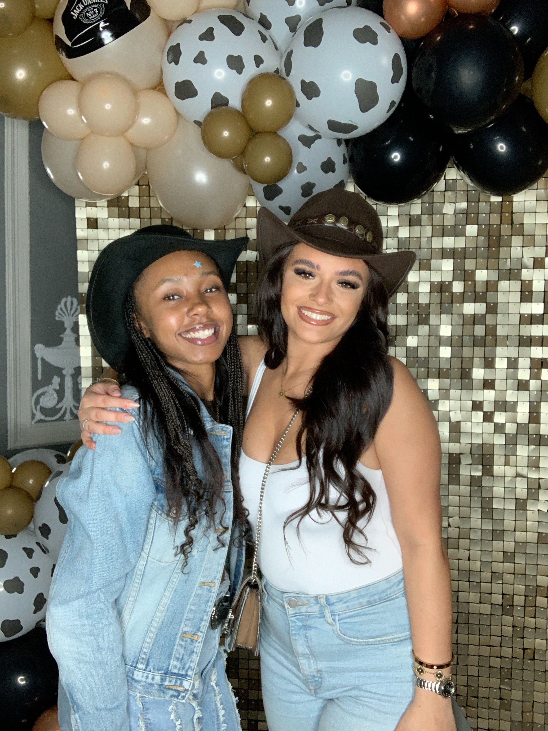 Saltmarshe Staff party  | View more photos from the event at gallery.magicimages.uk/u/MagicImages/Saltmarshe-Staff-party