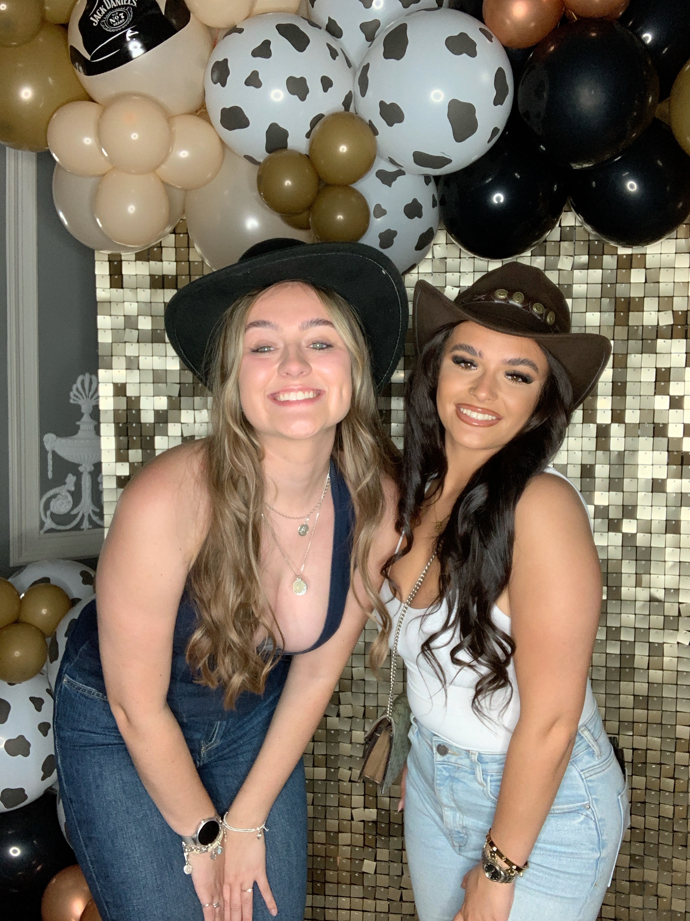 Saltmarshe Staff party  | View more photos from the event at gallery.magicimages.uk/u/MagicImages/Saltmarshe-Staff-party