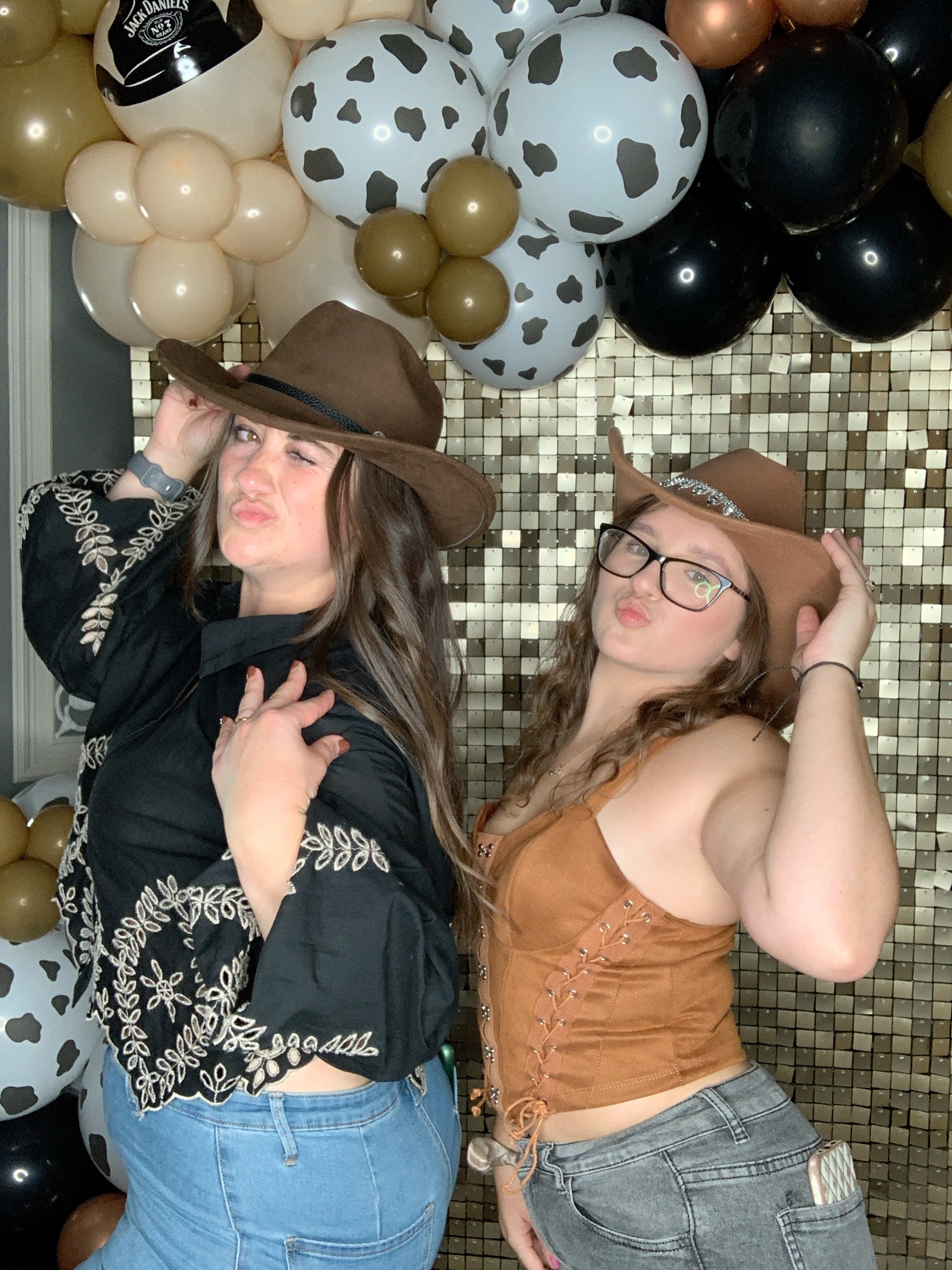 Saltmarshe Staff party  | View more photos from the event at gallery.magicimages.uk/u/MagicImages/Saltmarshe-Staff-party