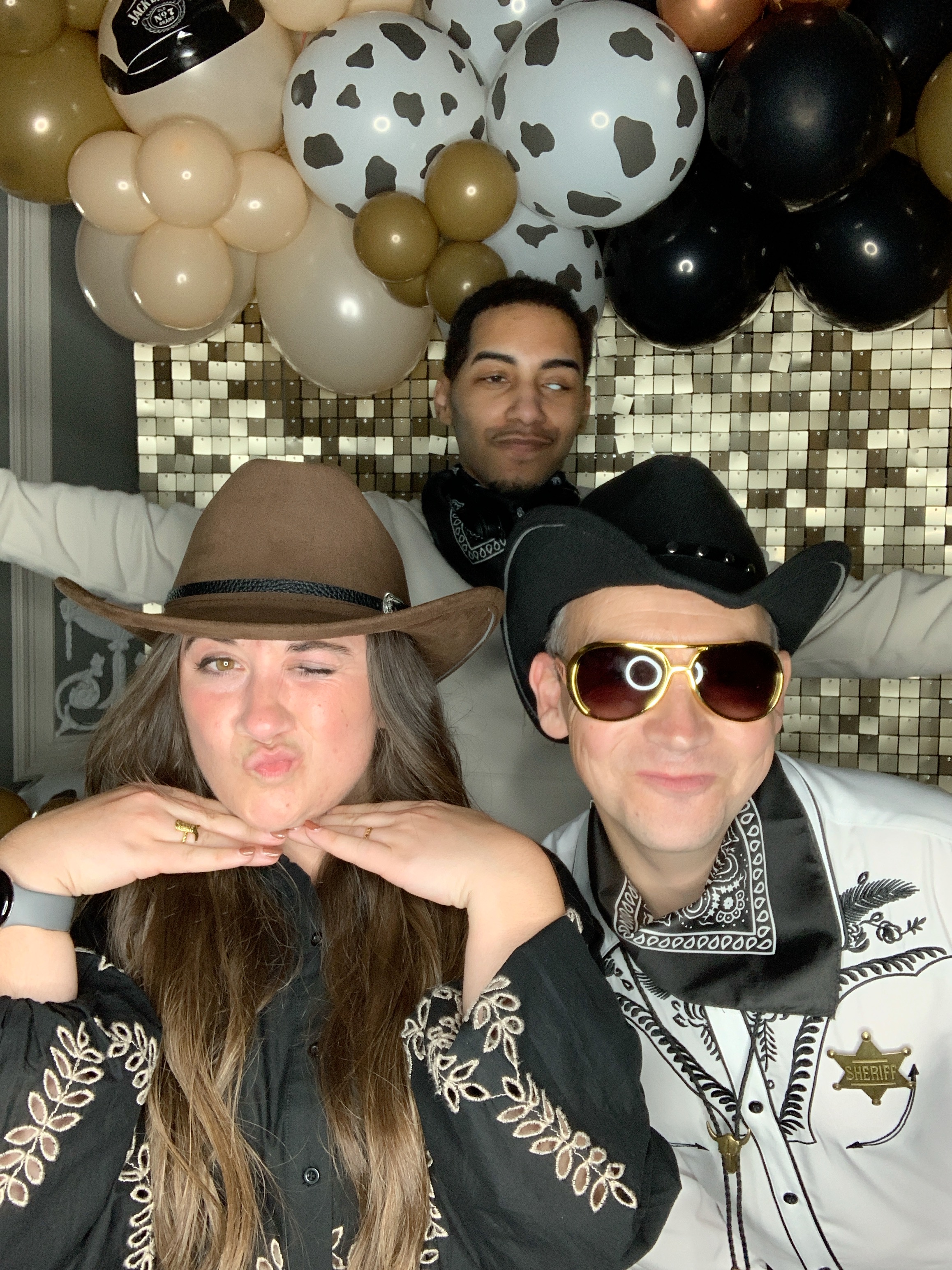 Saltmarshe Staff party  | View more photos from the event at gallery.magicimages.uk/u/MagicImages/Saltmarshe-Staff-party