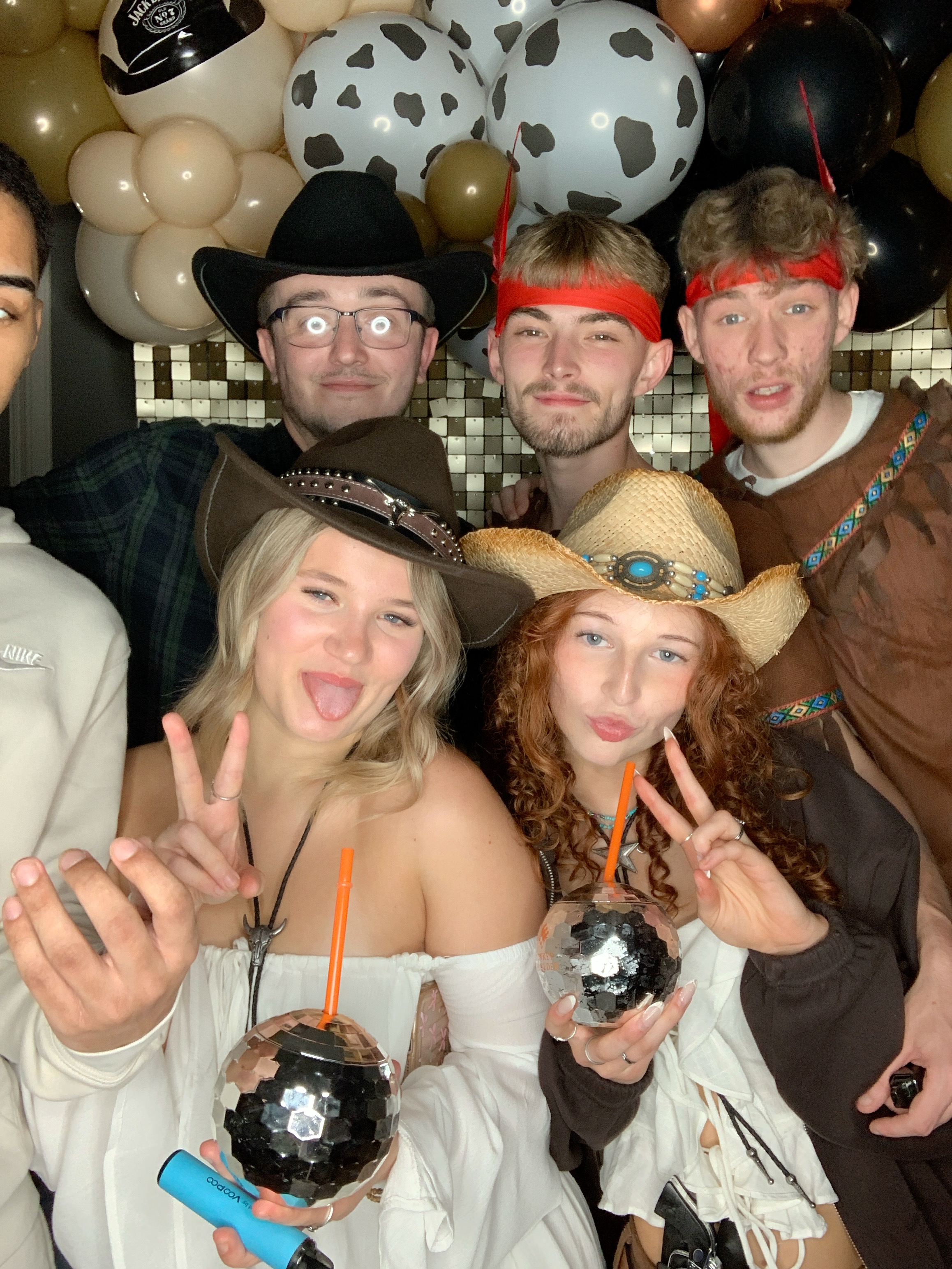 Saltmarshe Staff party  | View more photos from the event at gallery.magicimages.uk/u/MagicImages/Saltmarshe-Staff-party