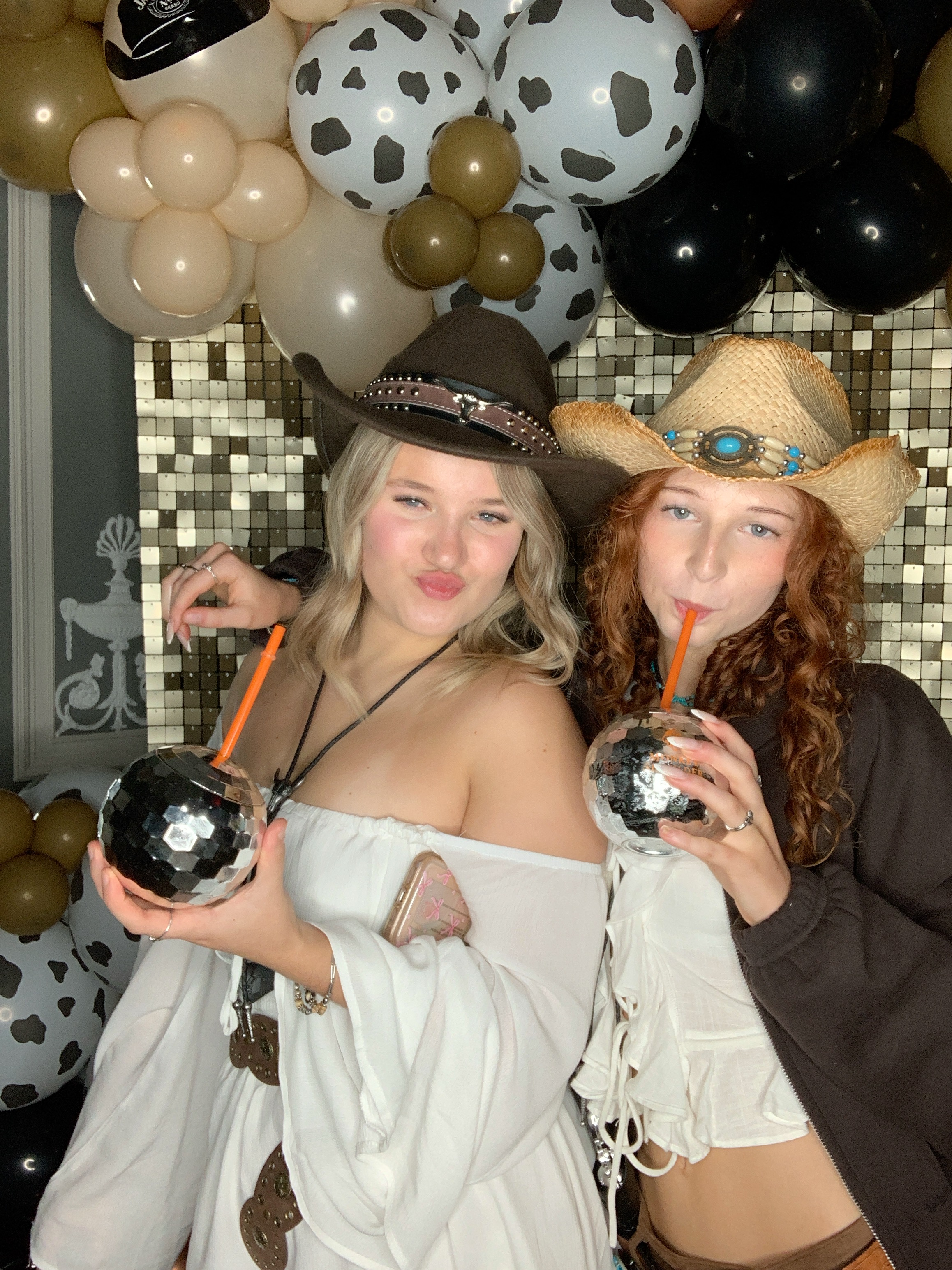 Saltmarshe Staff party  | View more photos from the event at gallery.magicimages.uk/u/MagicImages/Saltmarshe-Staff-party